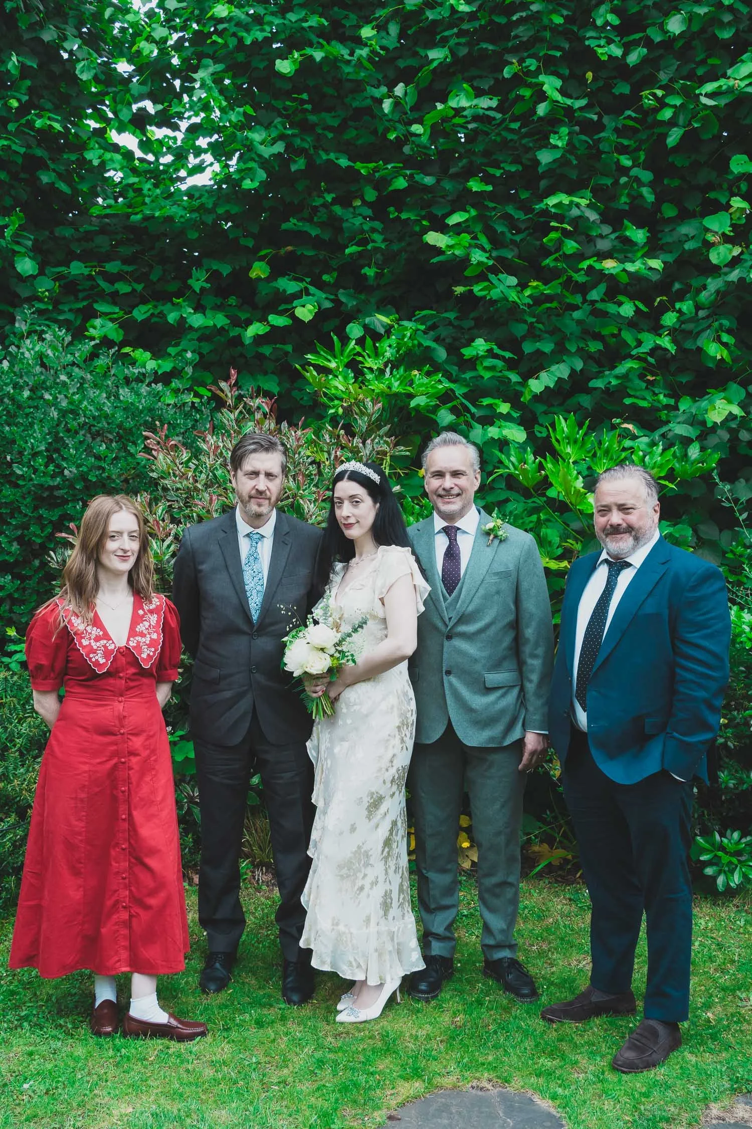 135-southwark-register-office-cutty-sark-pub-greenwich-wedding-photographer-london.jpg