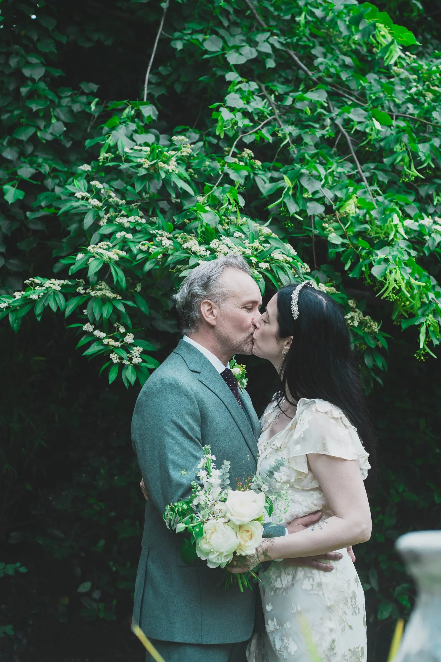 144-southwark-register-office-cutty-sark-pub-greenwich-wedding-photographer-london.jpg