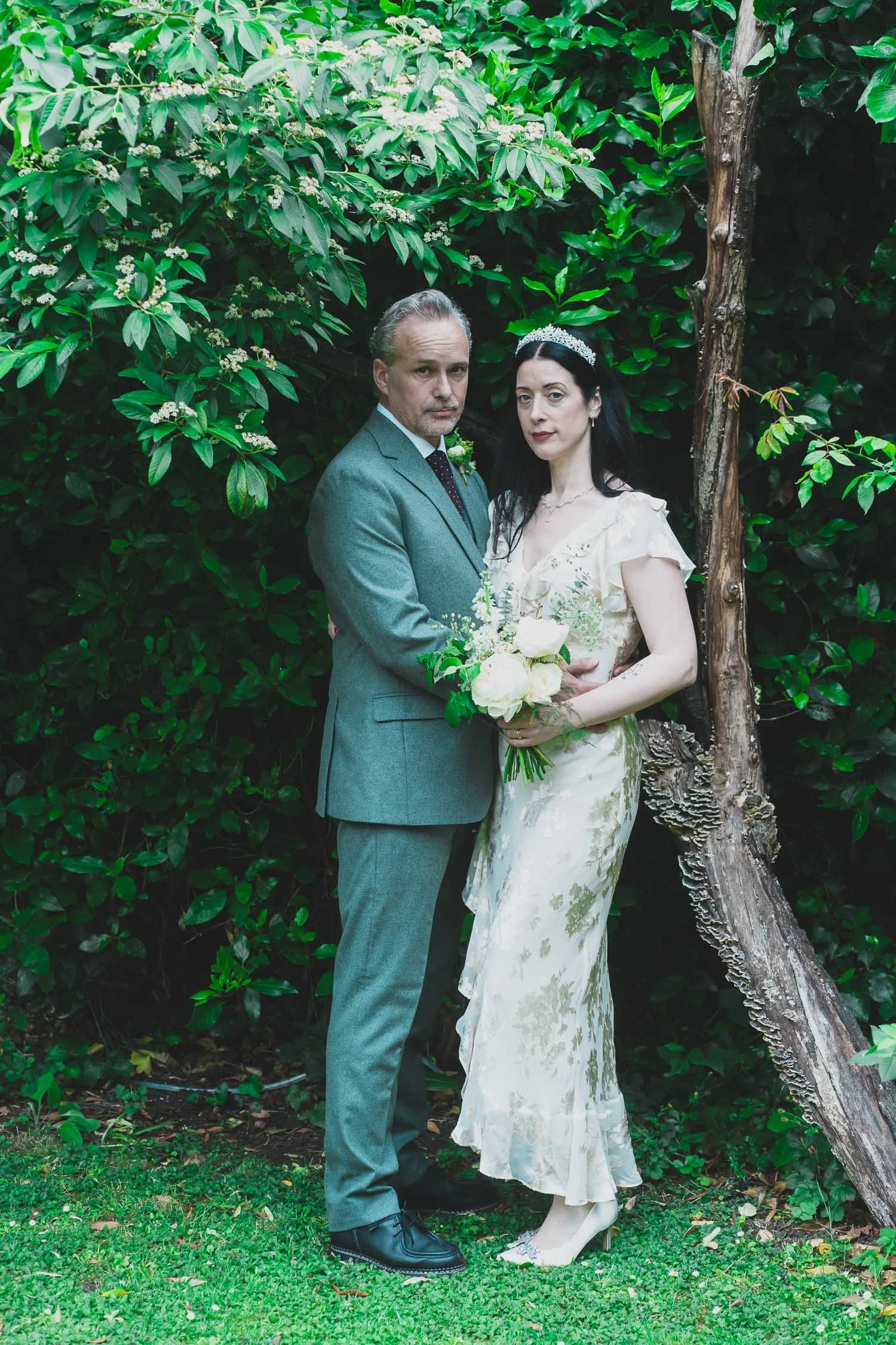152-southwark-register-office-cutty-sark-pub-greenwich-wedding-photographer-london.jpg