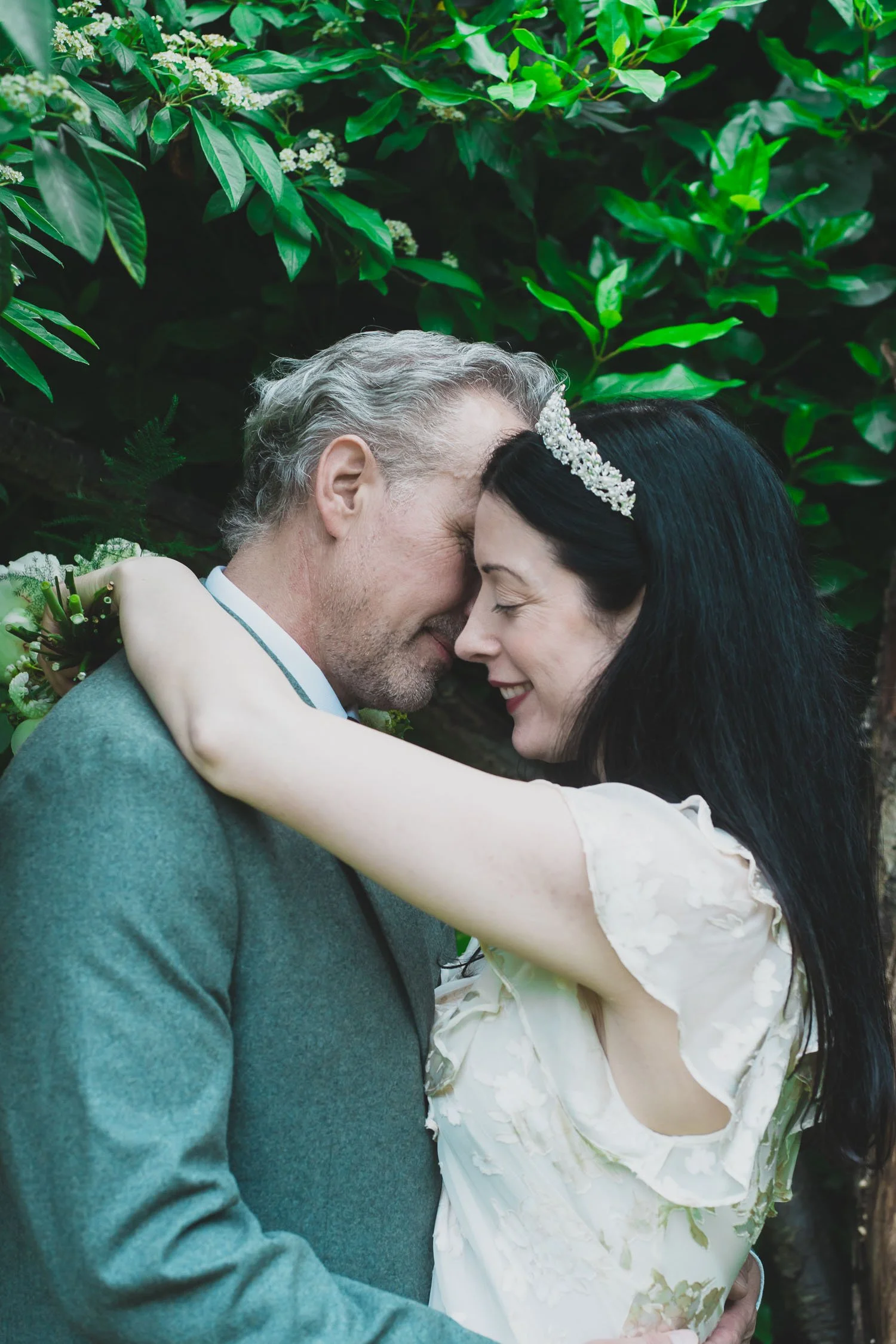 156-southwark-register-office-cutty-sark-pub-greenwich-wedding-photographer-london.jpg