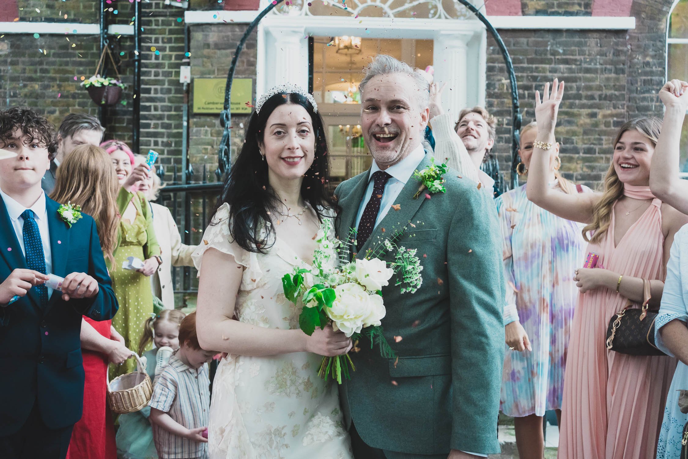 181-southwark-register-office-cutty-sark-pub-greenwich-wedding-photographer-london.jpg