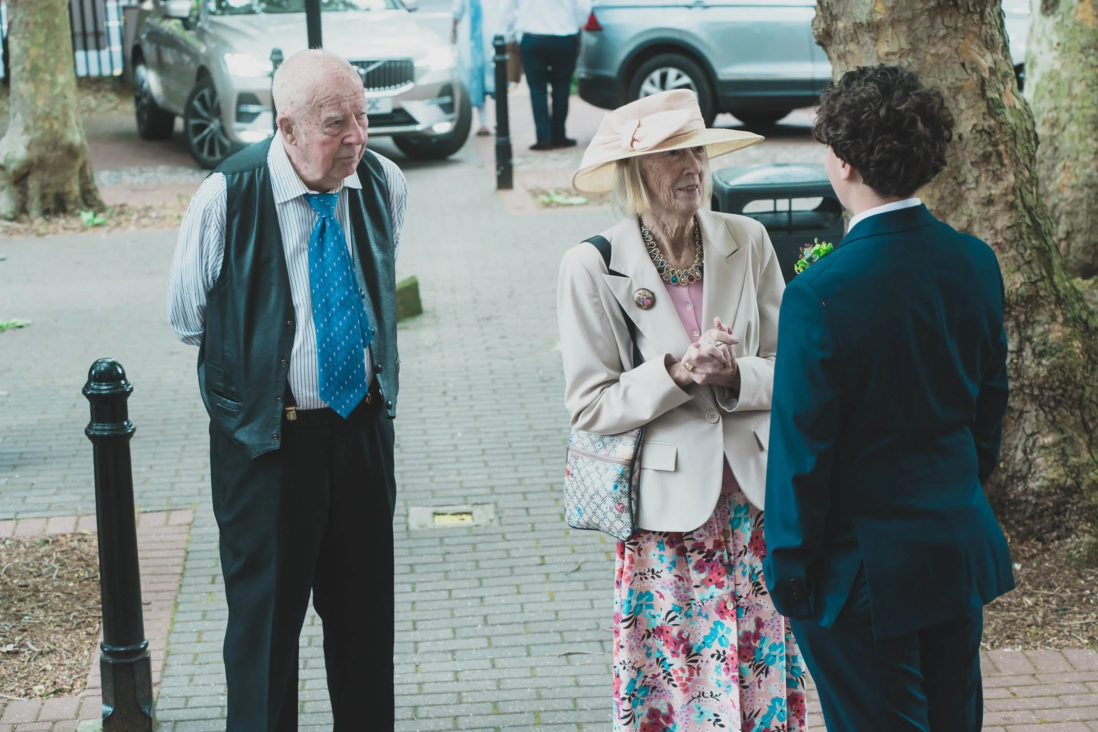 187-southwark-register-office-cutty-sark-pub-greenwich-wedding-photographer-london.jpg