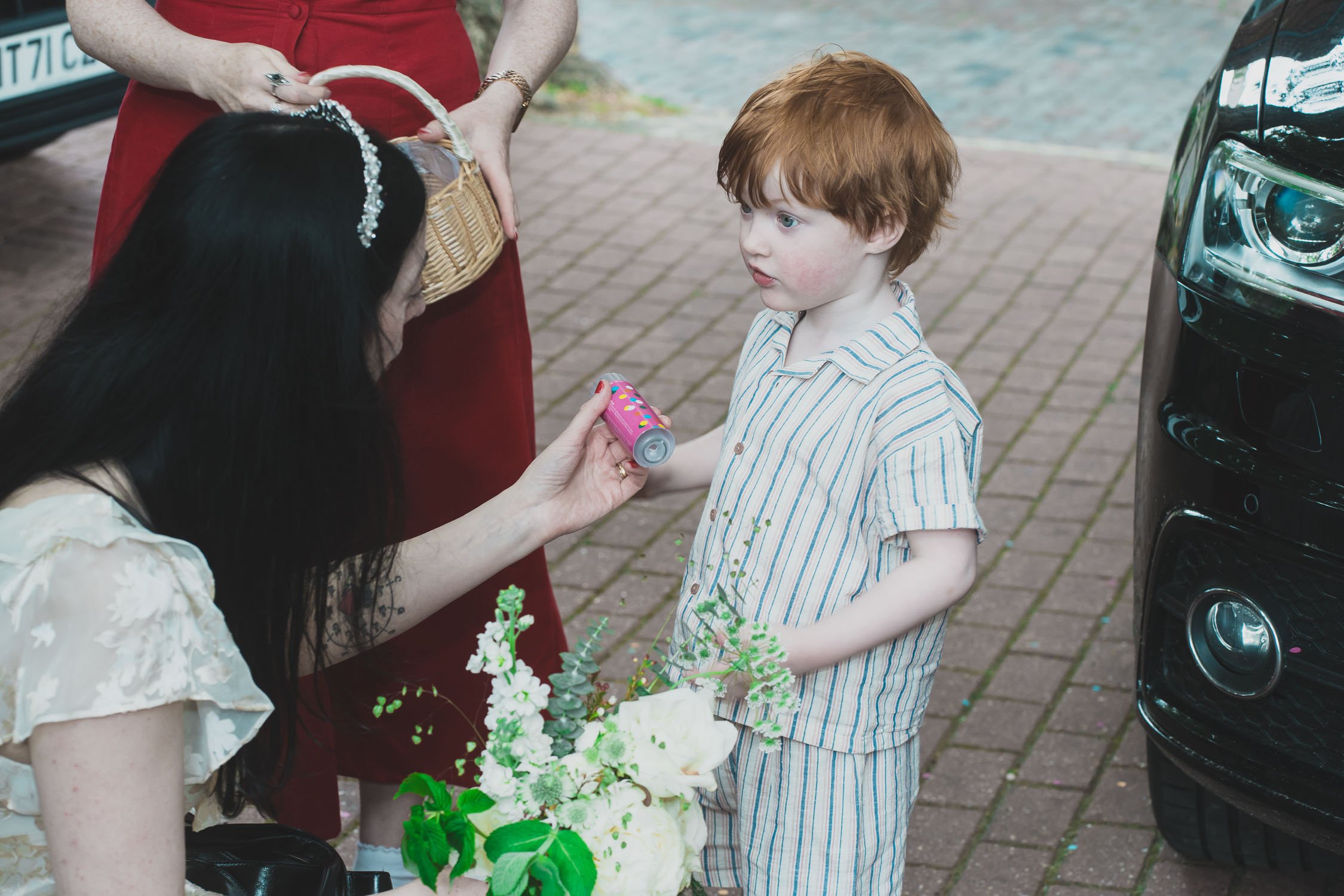 189-southwark-register-office-cutty-sark-pub-greenwich-wedding-photographer-london.jpg