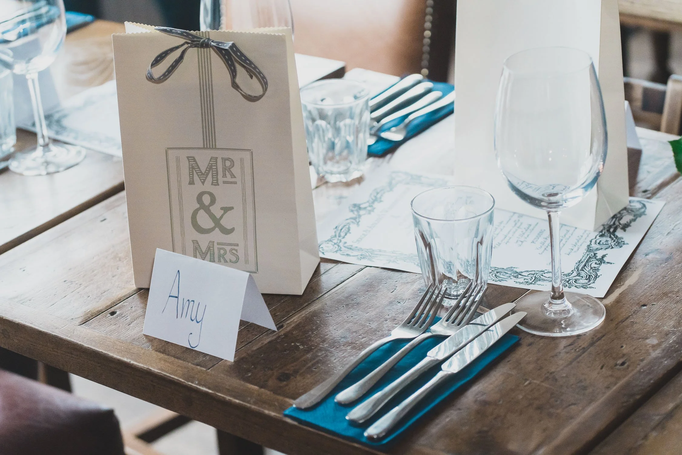 194-southwark-register-office-cutty-sark-pub-greenwich-wedding-photographer-london.jpg