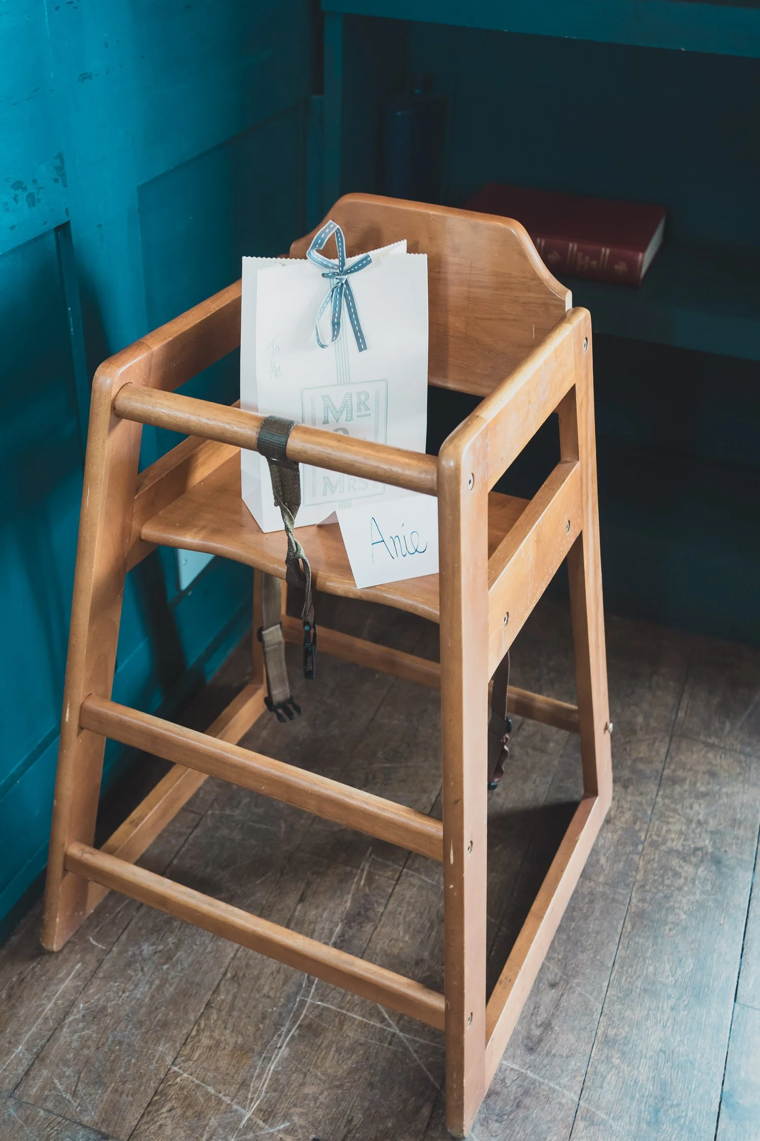 201-southwark-register-office-cutty-sark-pub-greenwich-wedding-photographer-london.jpg