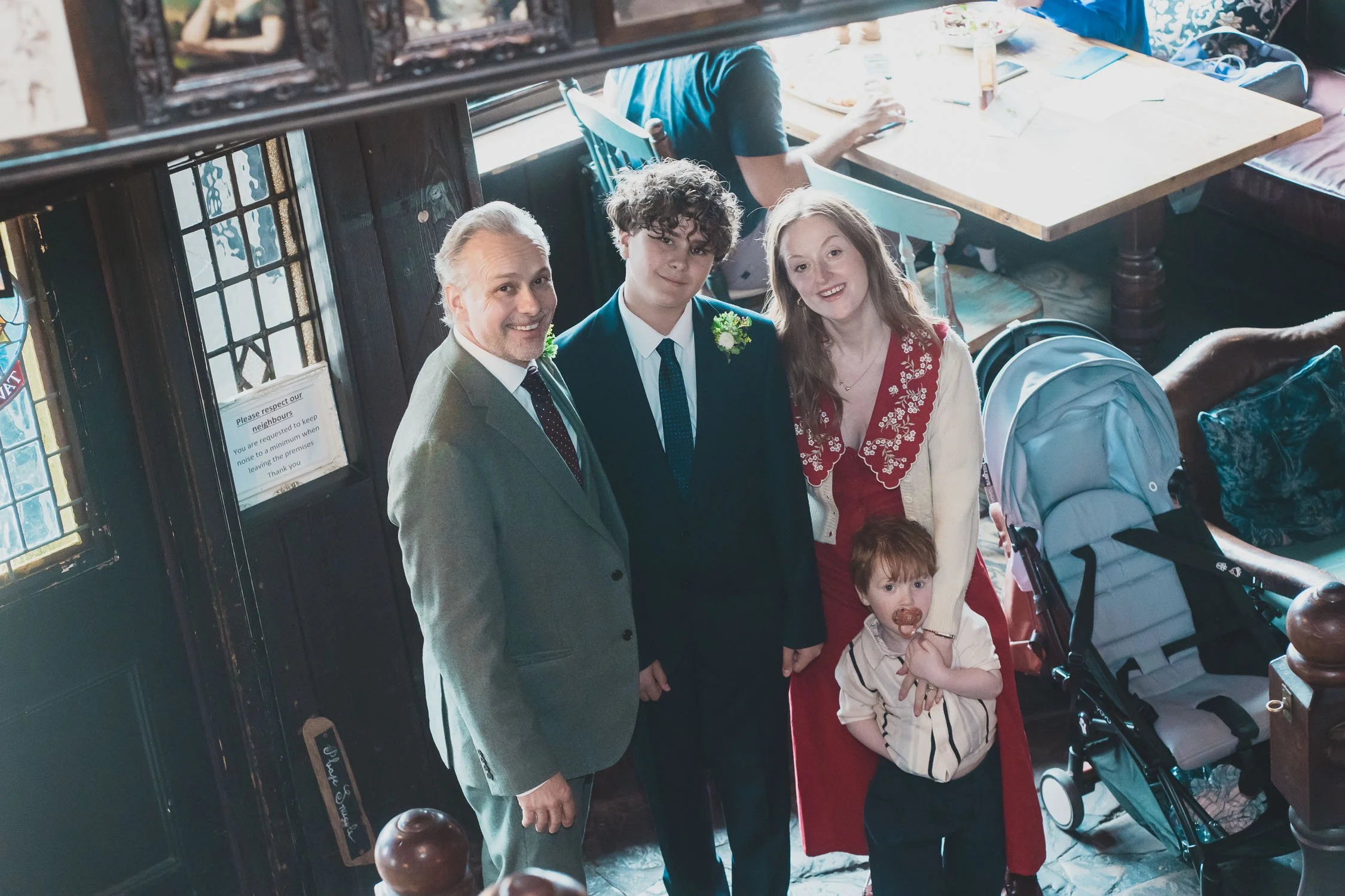 210-southwark-register-office-cutty-sark-pub-greenwich-wedding-photographer-london.jpg