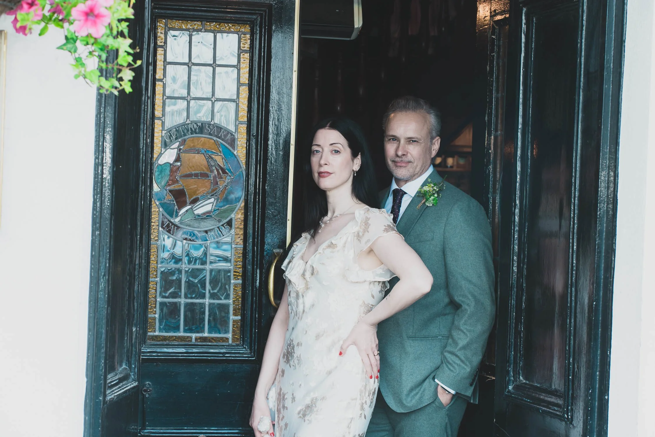 227-southwark-register-office-cutty-sark-pub-greenwich-wedding-photographer-london.jpg