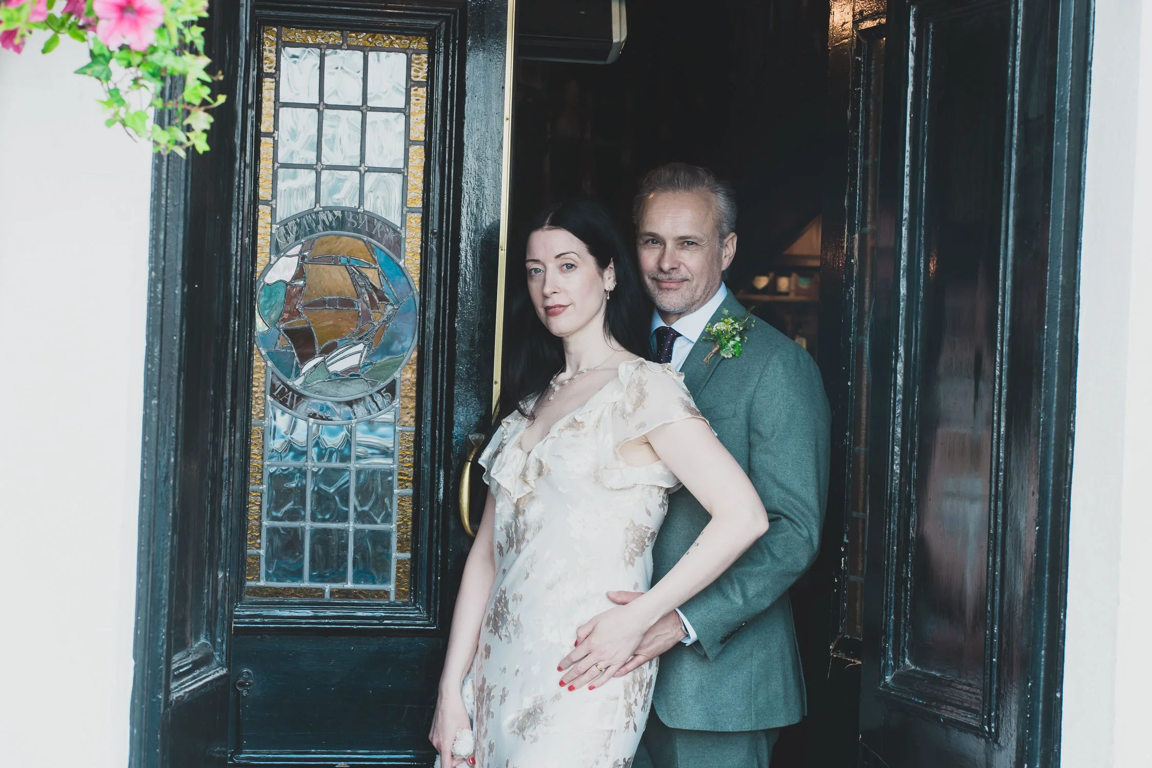 228-southwark-register-office-cutty-sark-pub-greenwich-wedding-photographer-london.jpg