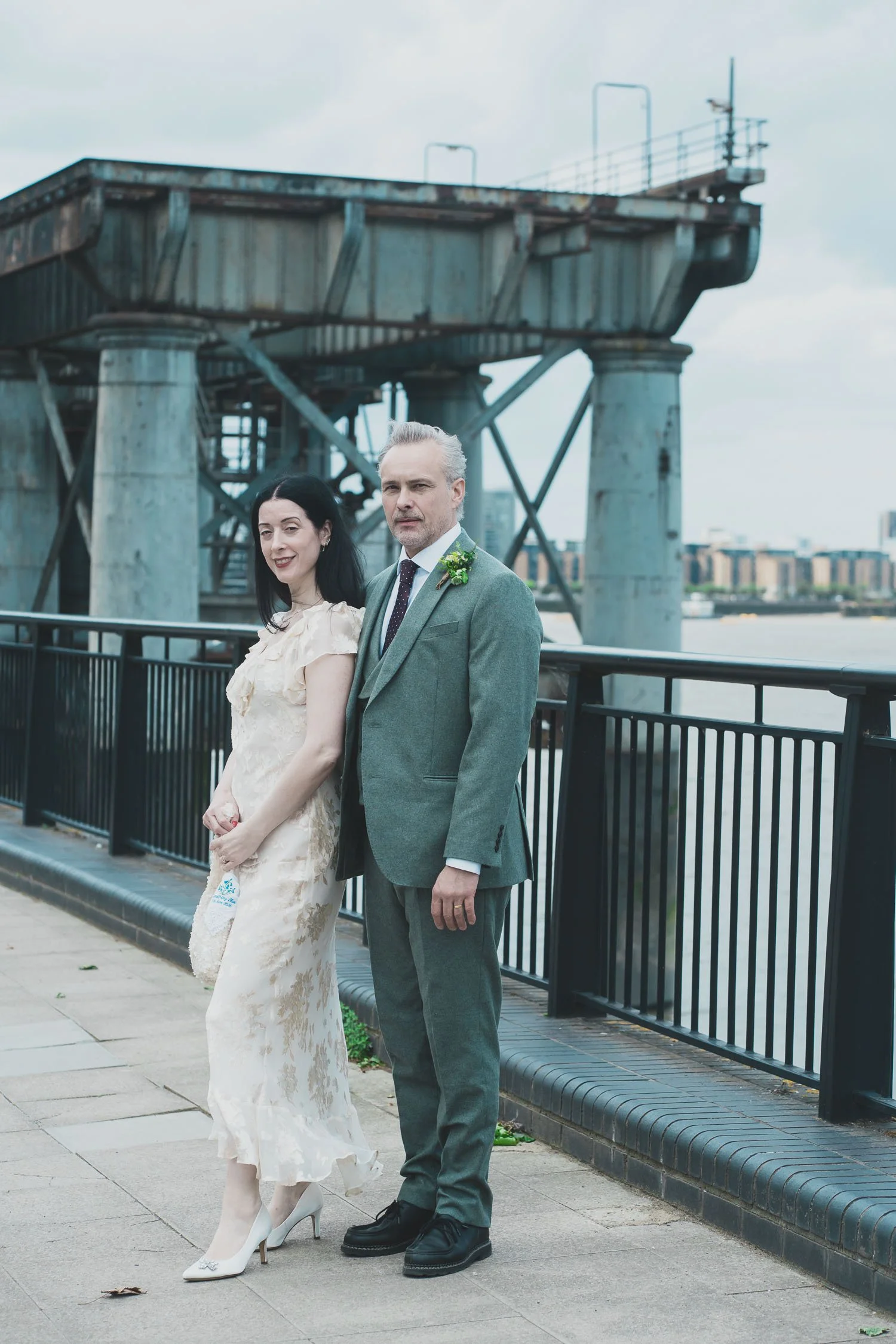 231-southwark-register-office-cutty-sark-pub-greenwich-wedding-photographer-london.jpg