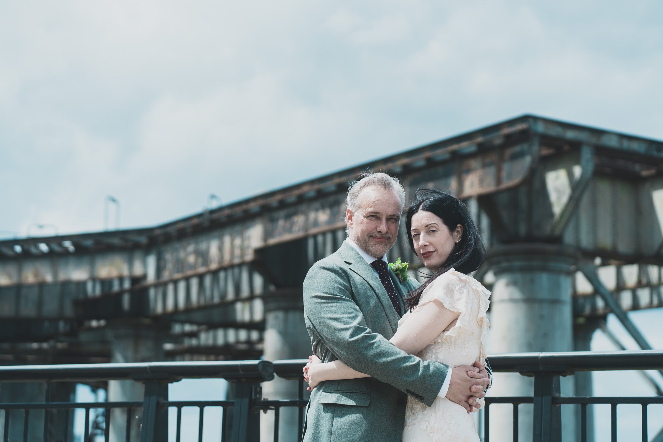247-southwark-register-office-cutty-sark-pub-greenwich-wedding-photographer-london.jpg