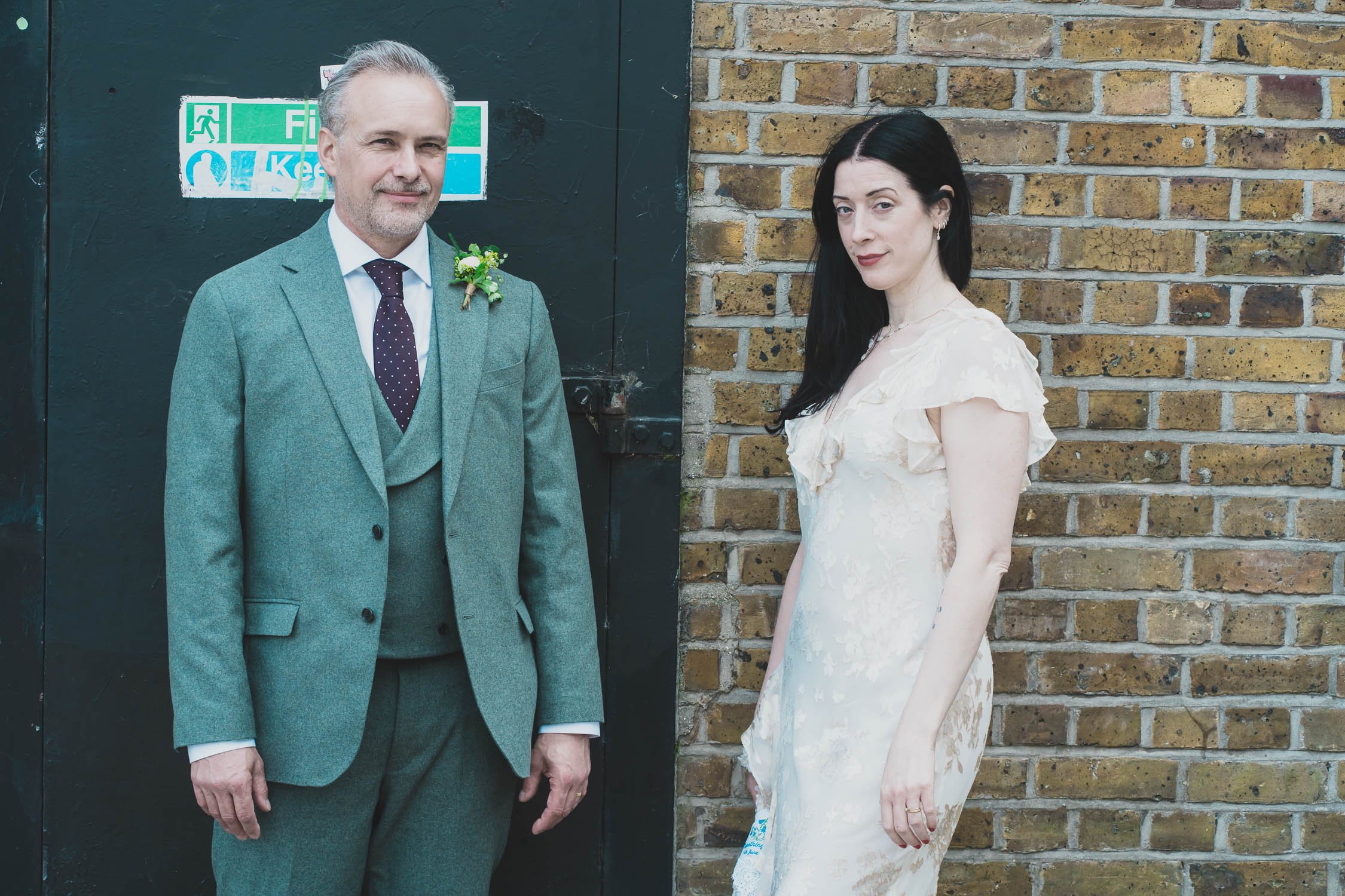 253-southwark-register-office-cutty-sark-pub-greenwich-wedding-photographer-london.jpg