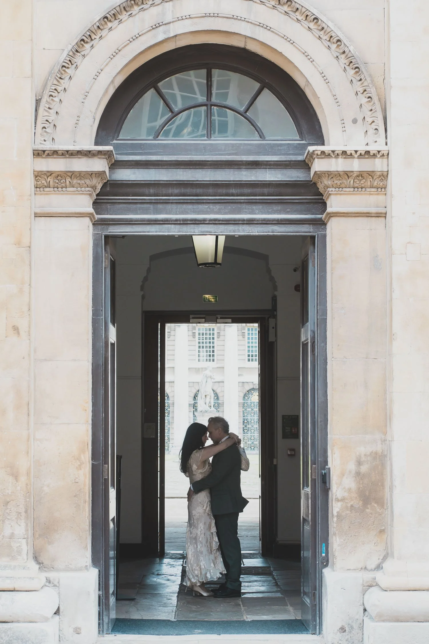 278-southwark-register-office-cutty-sark-pub-greenwich-wedding-photographer-london.jpg