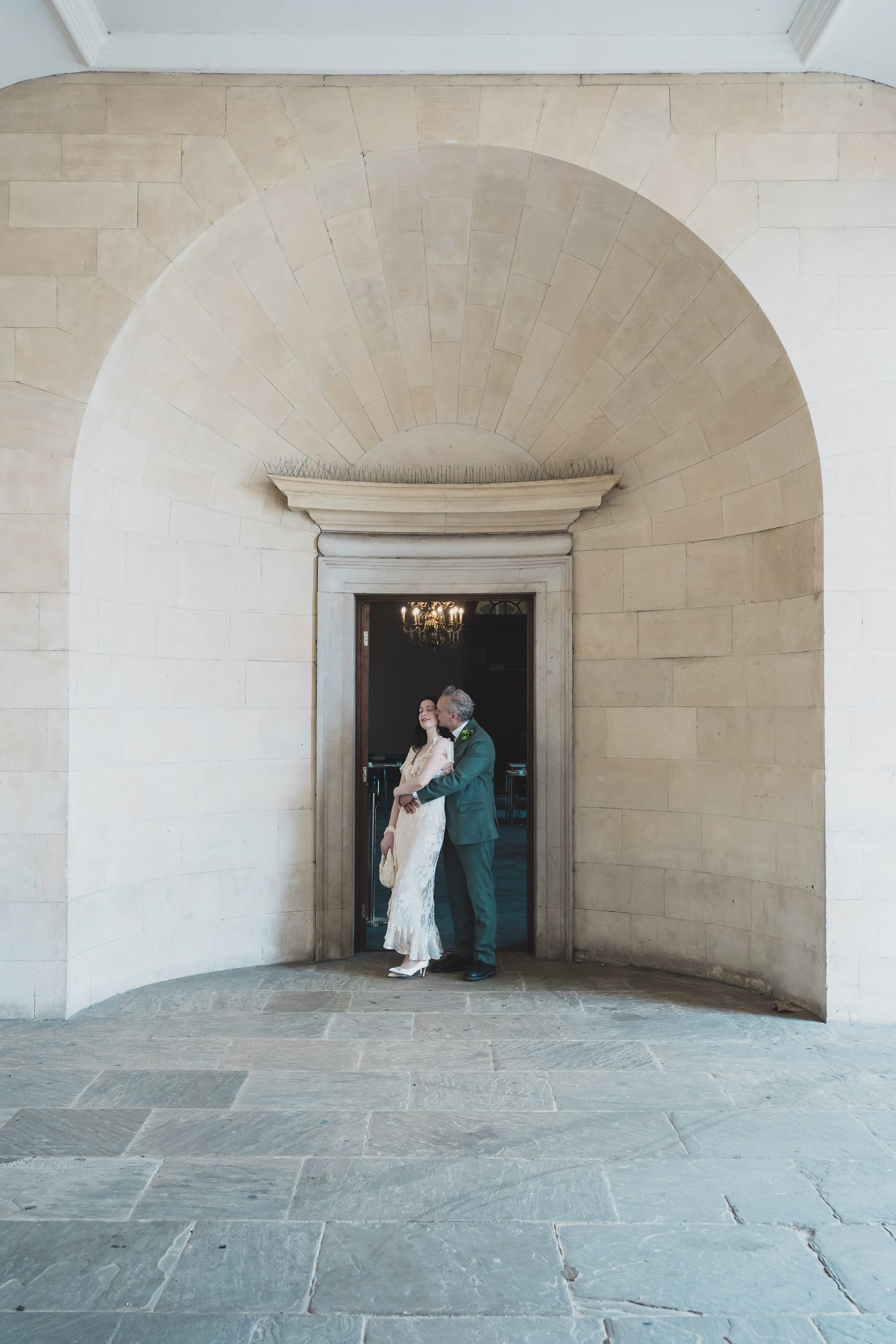 284-southwark-register-office-cutty-sark-pub-greenwich-wedding-photographer-london.jpg