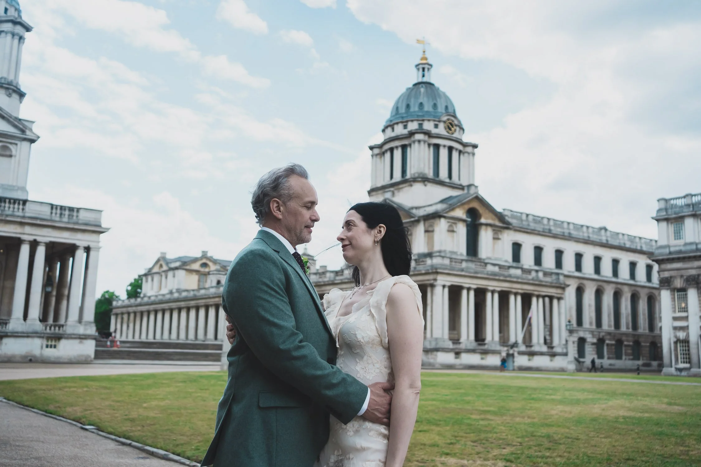286-southwark-register-office-cutty-sark-pub-greenwich-wedding-photographer-london.jpg