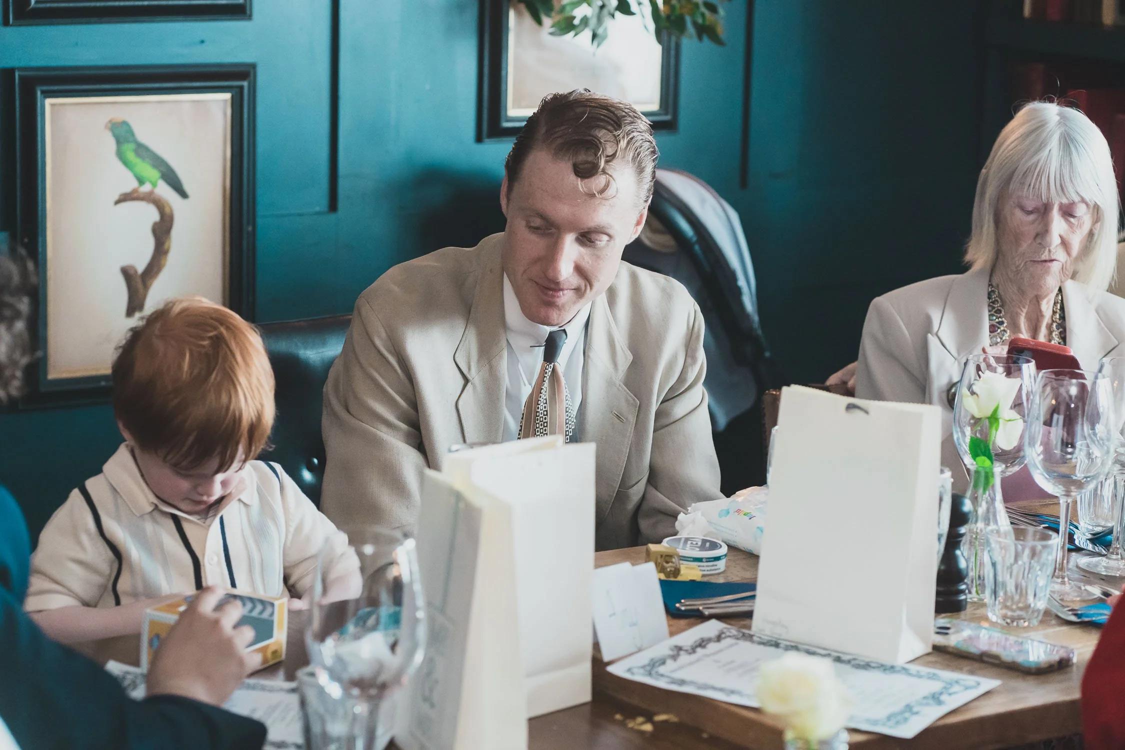 305-southwark-register-office-cutty-sark-pub-greenwich-wedding-photographer-london.jpg