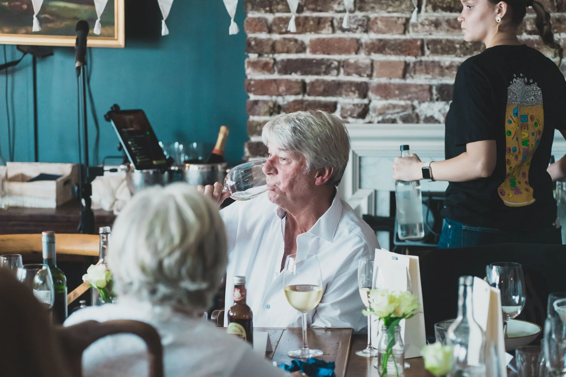 324-southwark-register-office-cutty-sark-pub-greenwich-wedding-photographer-london.jpg