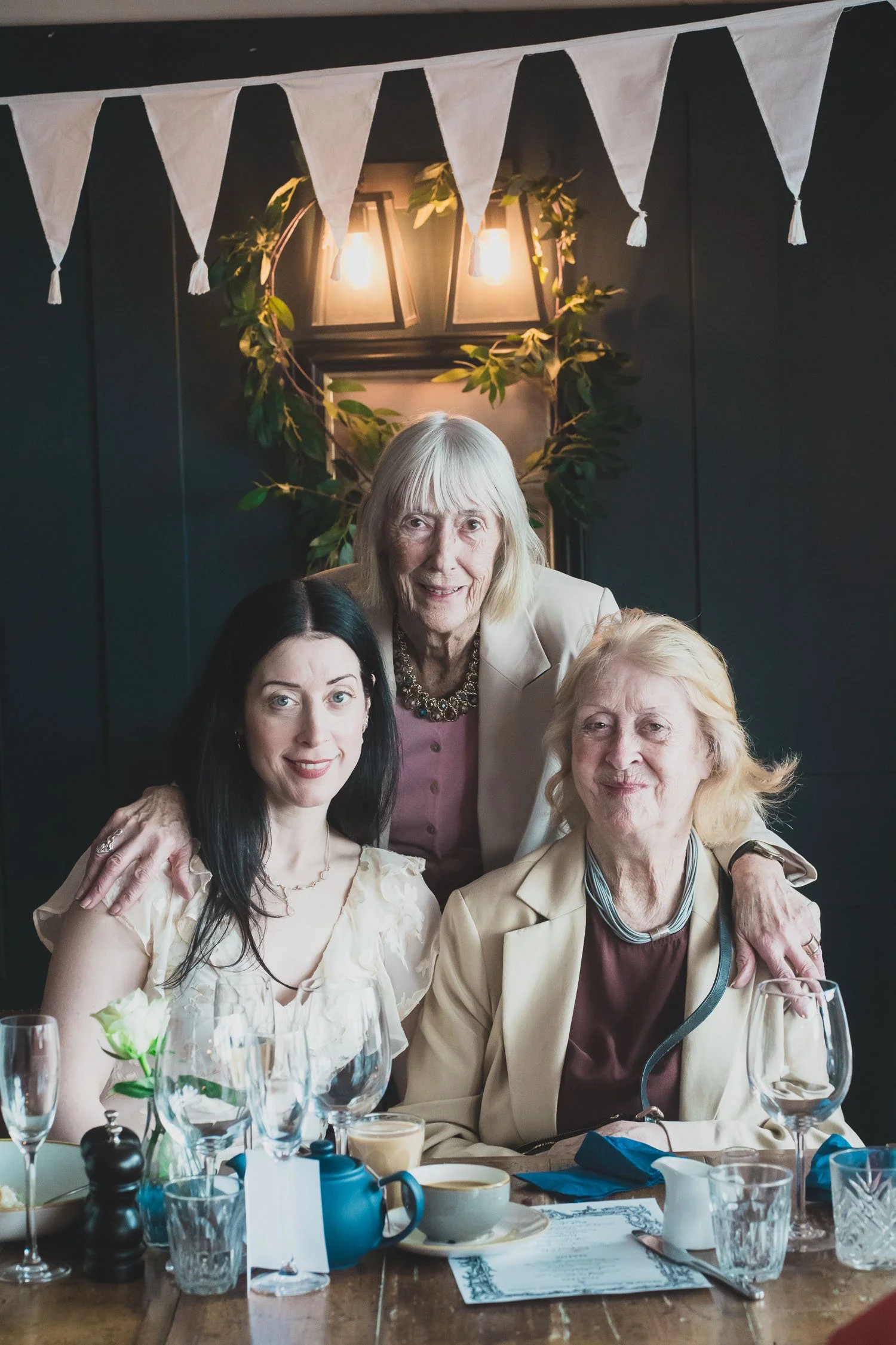 346-southwark-register-office-cutty-sark-pub-greenwich-wedding-photographer-london.jpg