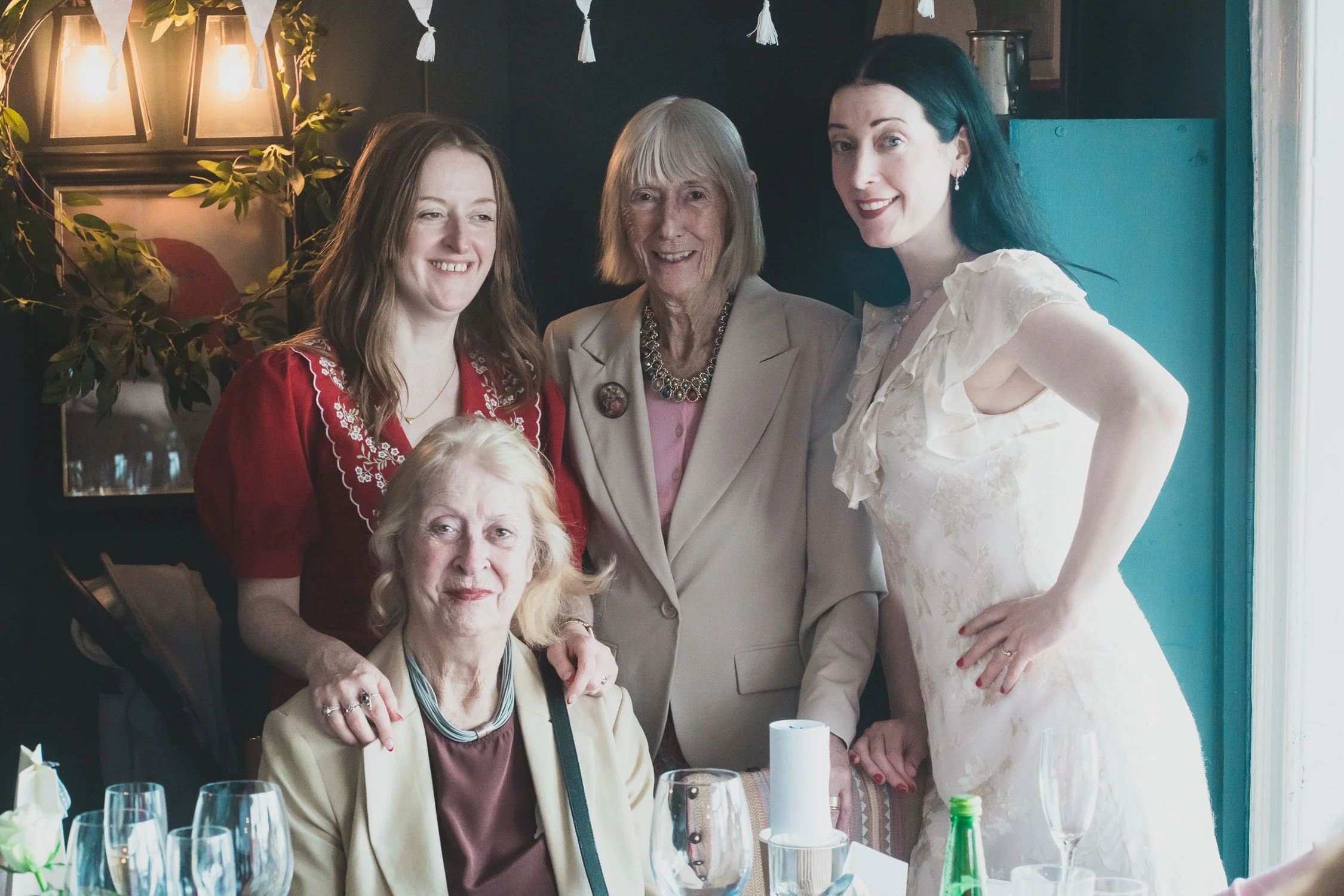 354-southwark-register-office-cutty-sark-pub-greenwich-wedding-photographer-london.jpg