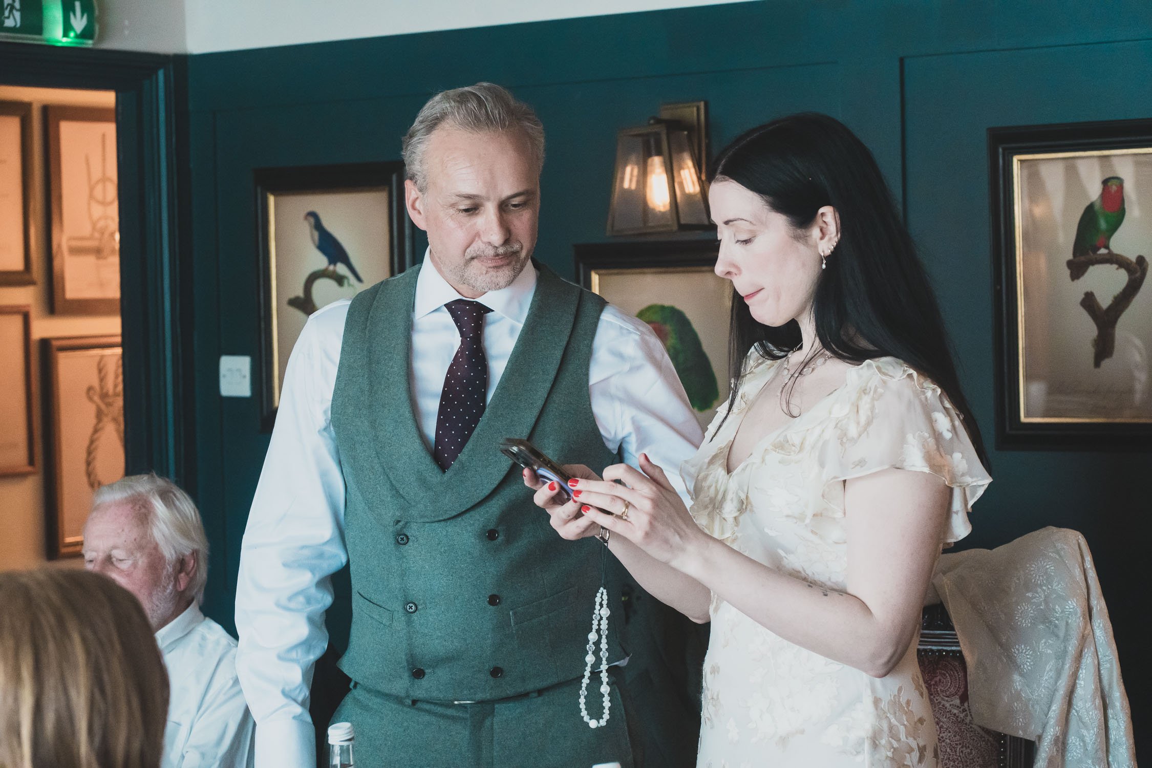 369-southwark-register-office-cutty-sark-pub-greenwich-wedding-photographer-london.jpg