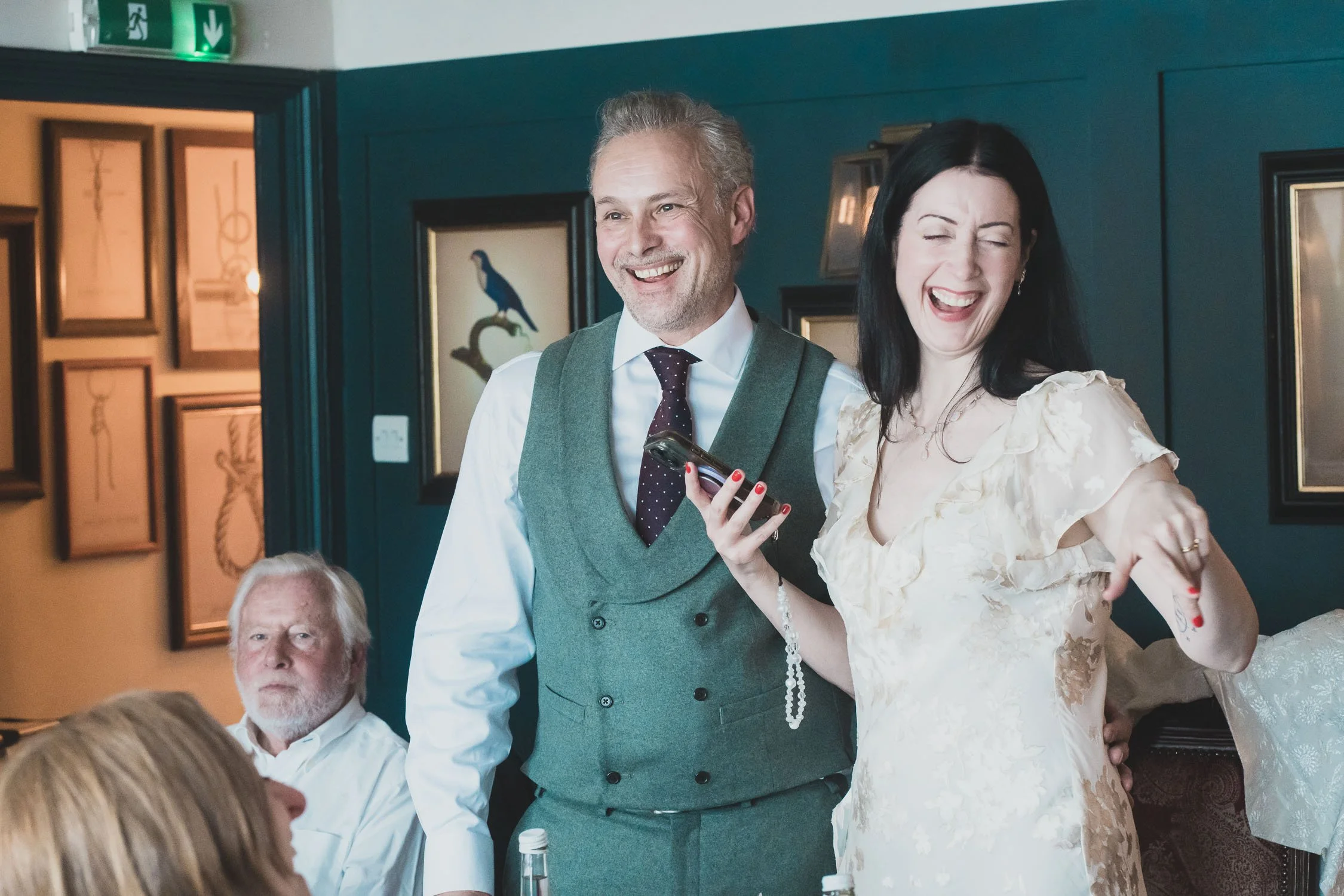 374-southwark-register-office-cutty-sark-pub-greenwich-wedding-photographer-london.jpg