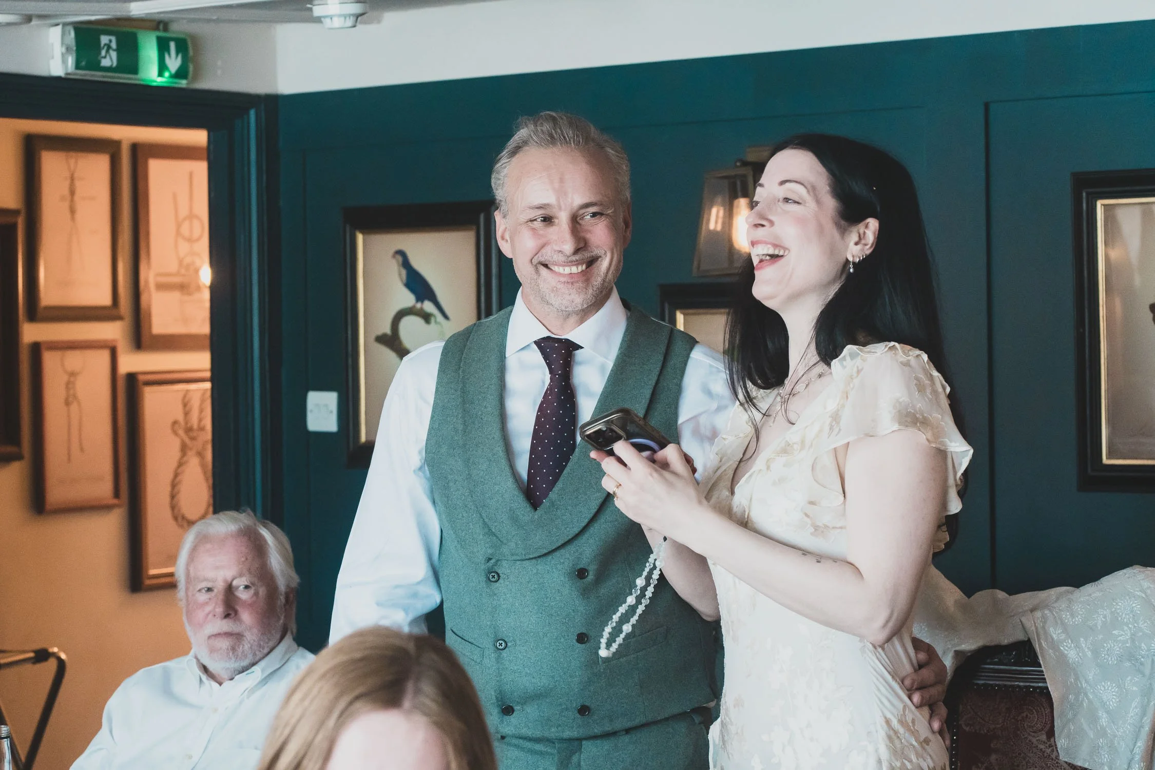 375-southwark-register-office-cutty-sark-pub-greenwich-wedding-photographer-london.jpg