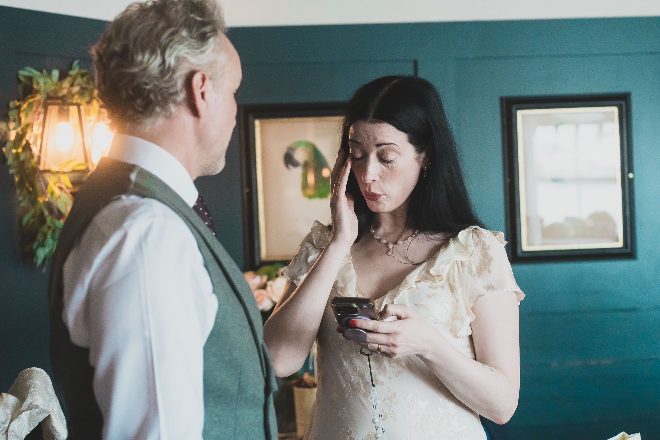 389-southwark-register-office-cutty-sark-pub-greenwich-wedding-photographer-london.jpg
