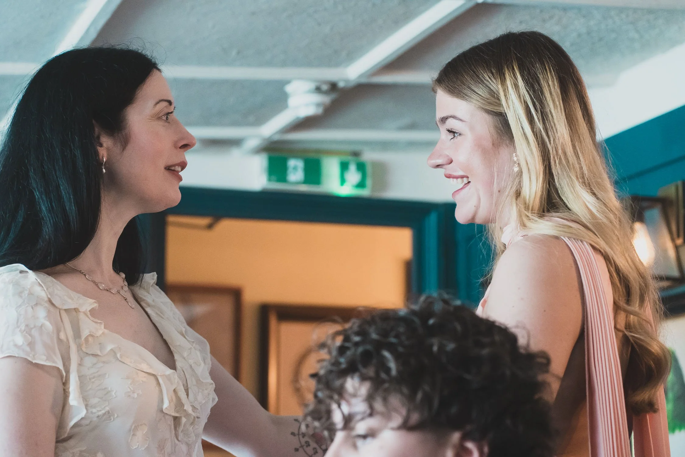 394-southwark-register-office-cutty-sark-pub-greenwich-wedding-photographer-london.jpg