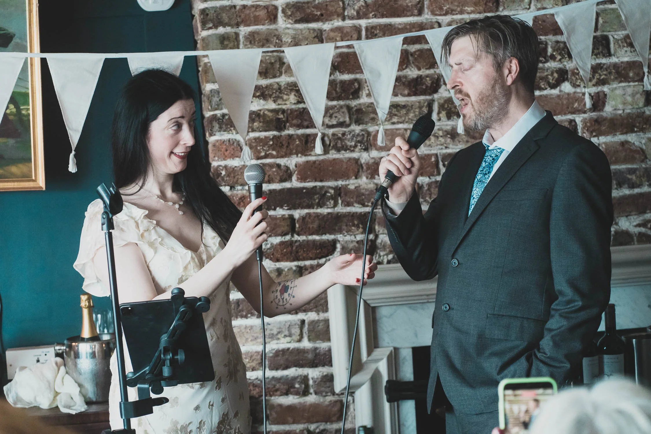 435-southwark-register-office-cutty-sark-pub-greenwich-wedding-photographer-london.jpg