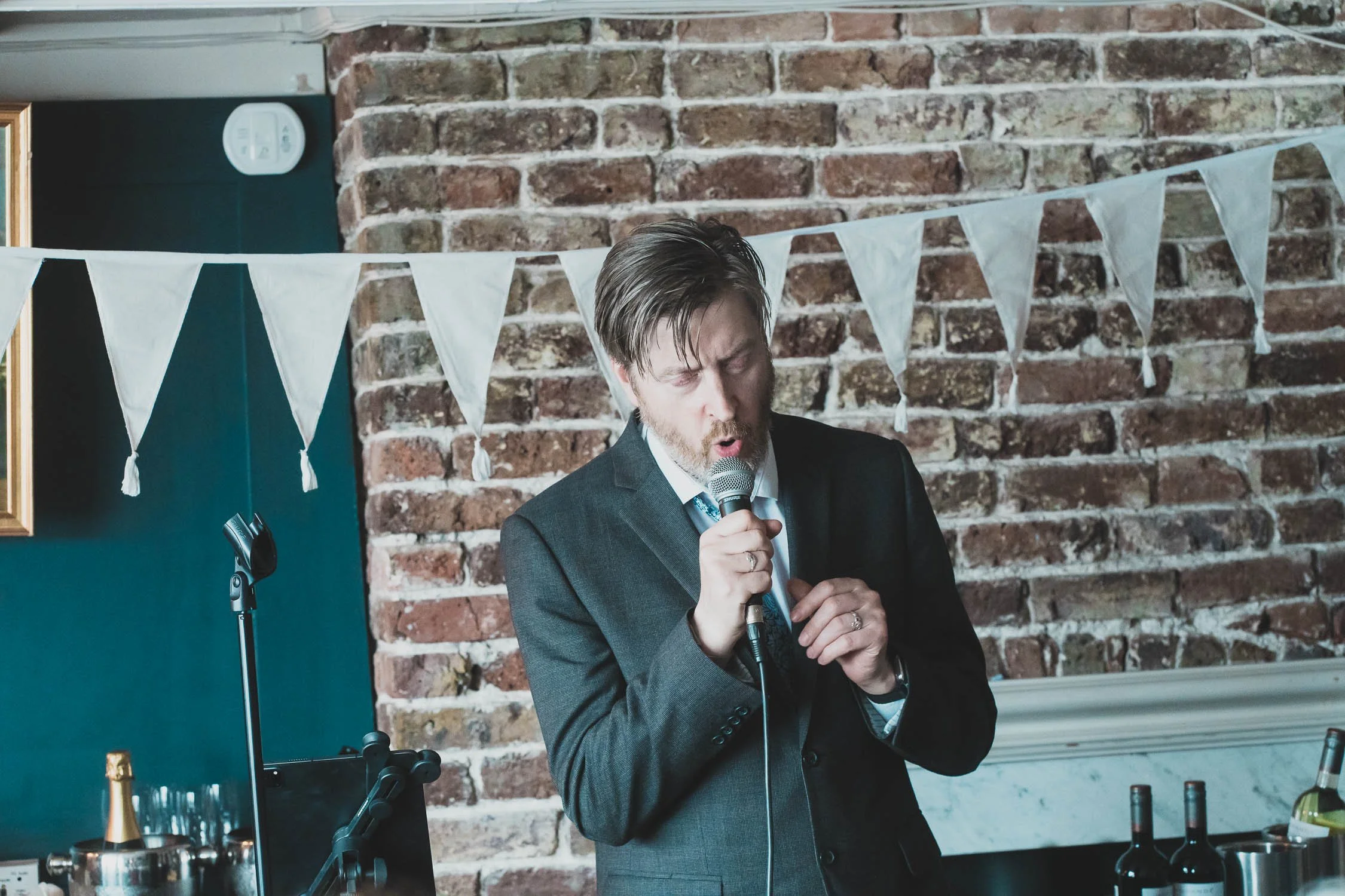438-southwark-register-office-cutty-sark-pub-greenwich-wedding-photographer-london.jpg