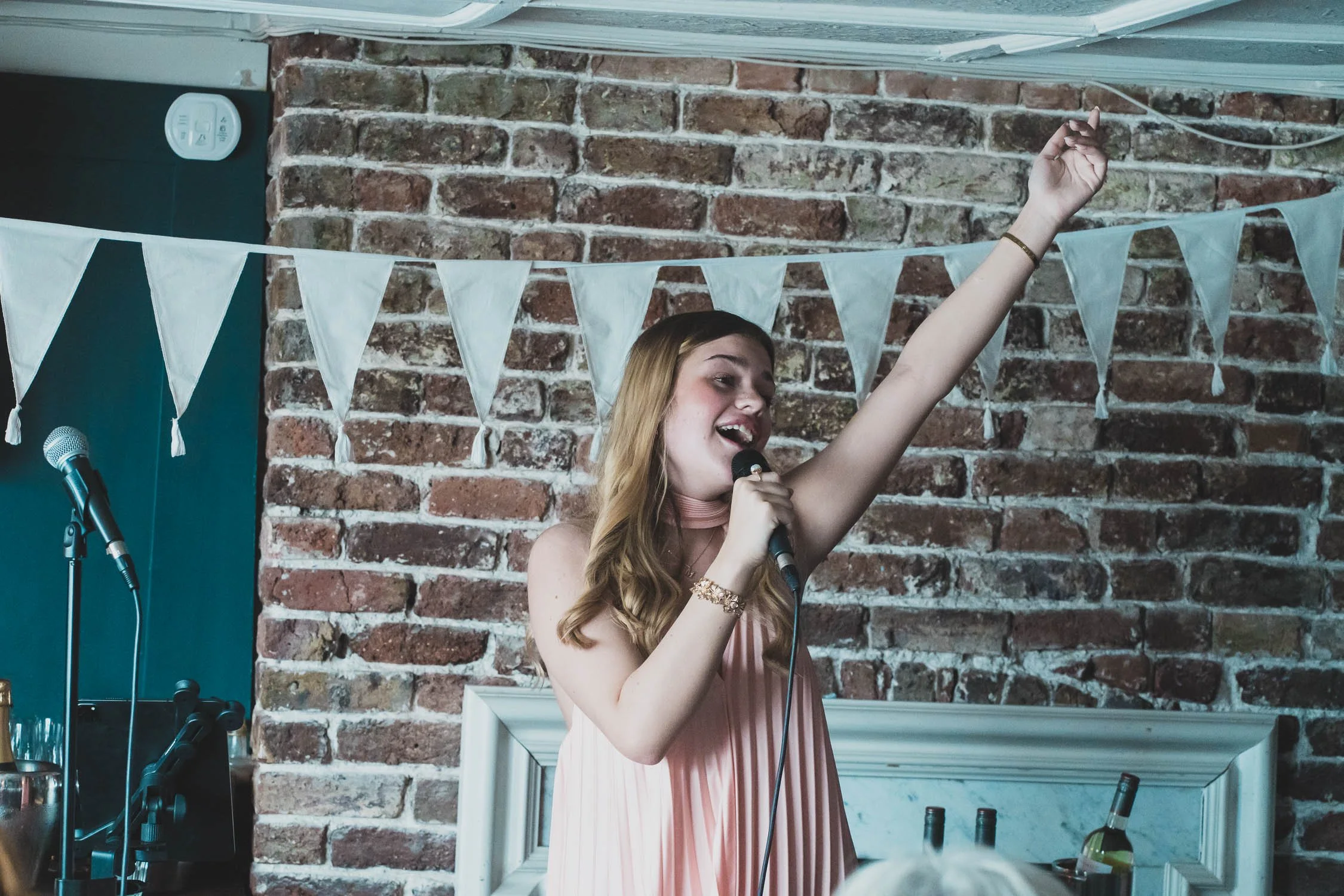 450-southwark-register-office-cutty-sark-pub-greenwich-wedding-photographer-london.jpg