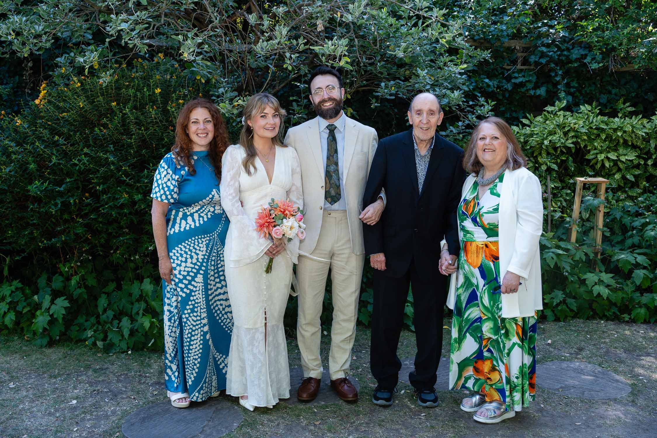 081-camberwell-house-wedding-southwark-register-office-the-hill-streatham-wedding-reception.jpg