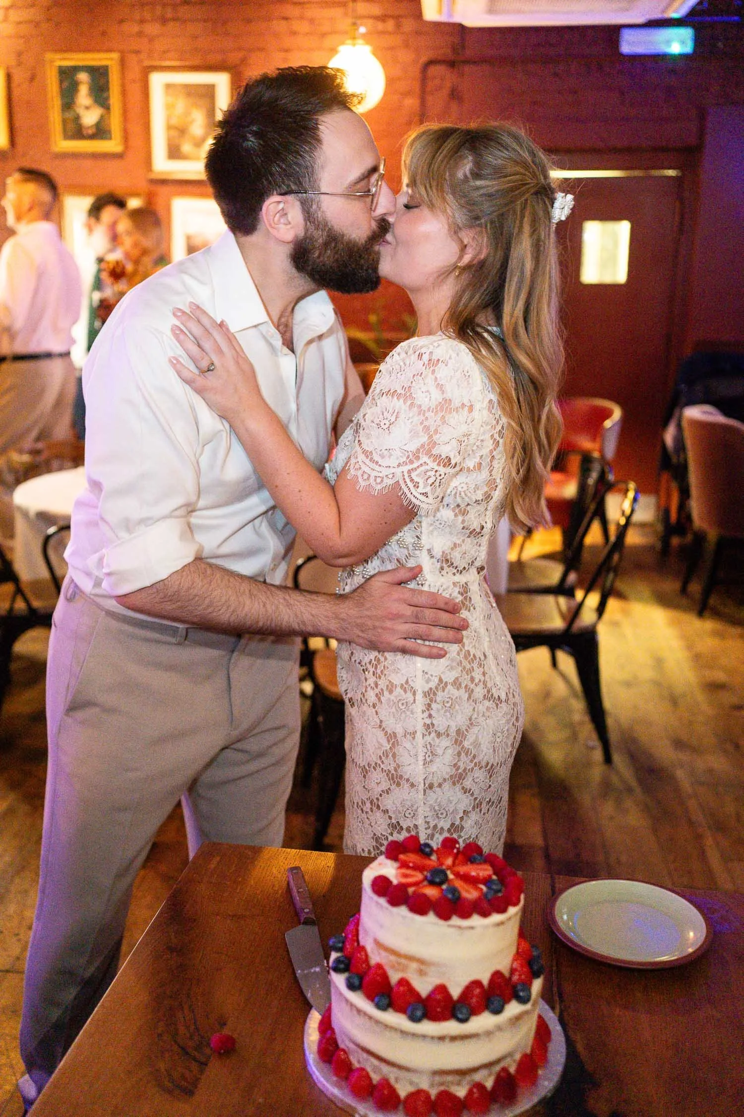 464-camberwell-house-wedding-southwark-register-office-the-hill-streatham-wedding-reception.jpg