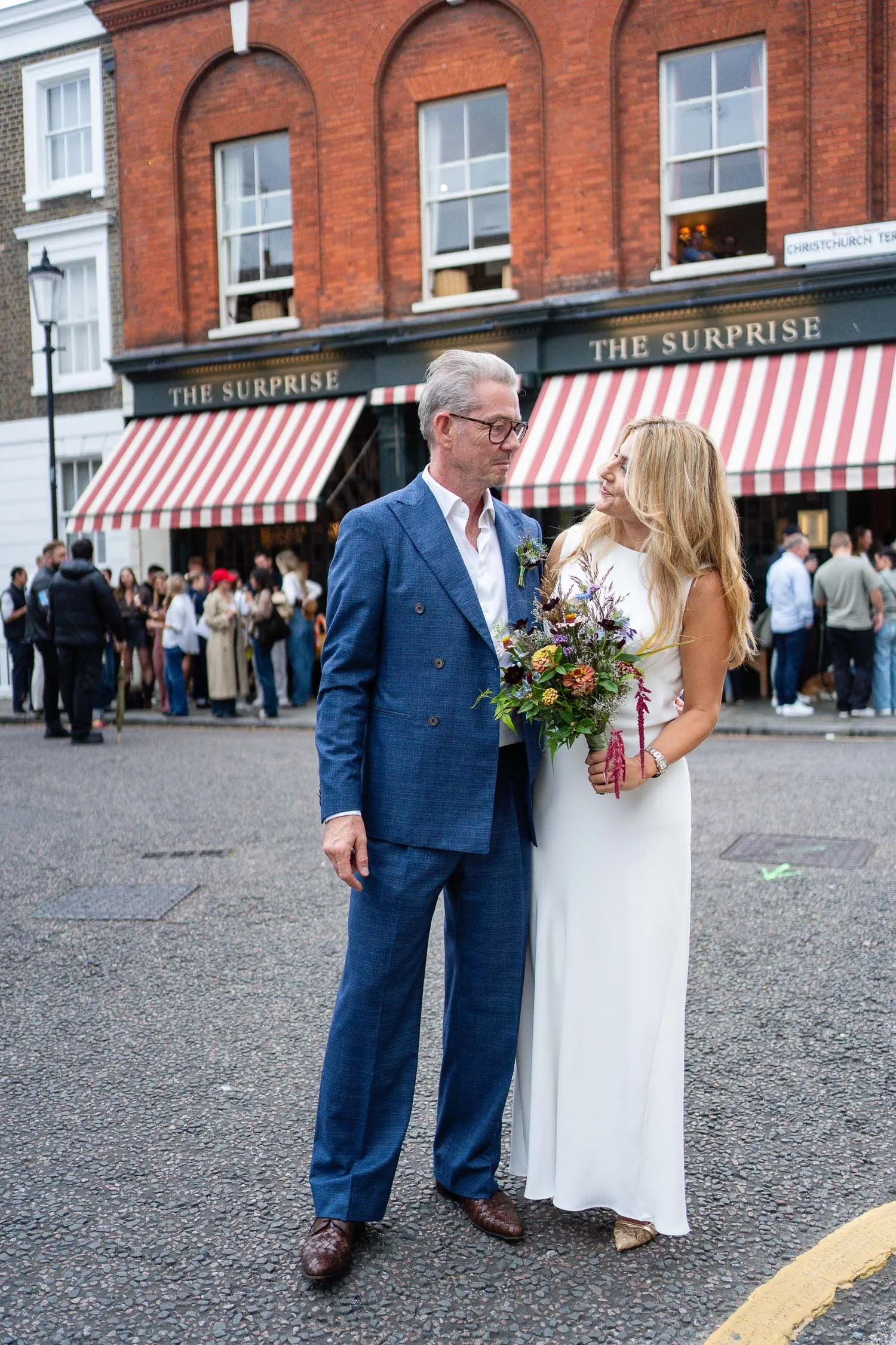 015-chelsea-old-town-hall-the-surprise-pub-wedding-reception.jpg