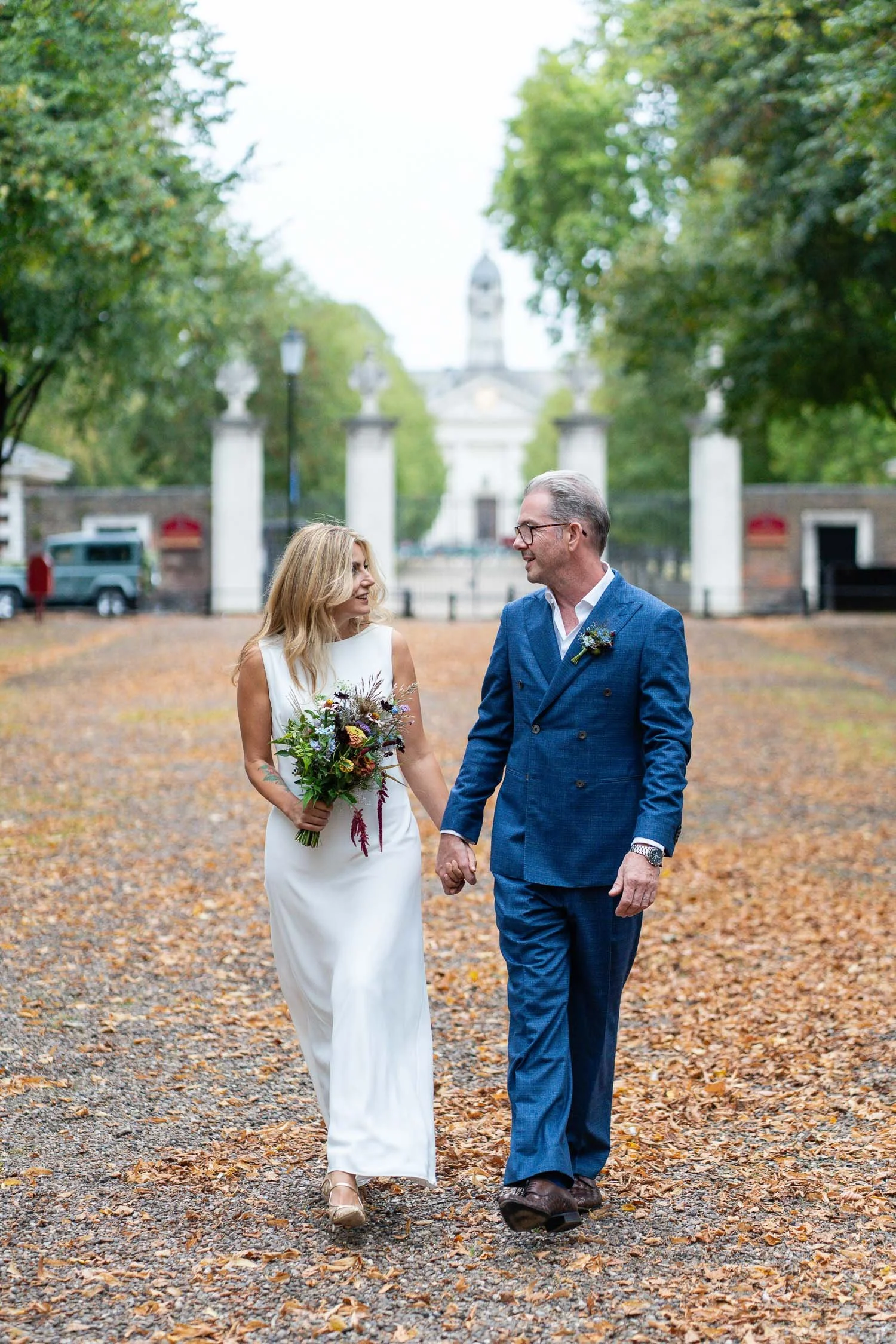 040-chelsea-old-town-hall-the-surprise-pub-wedding-reception.jpg