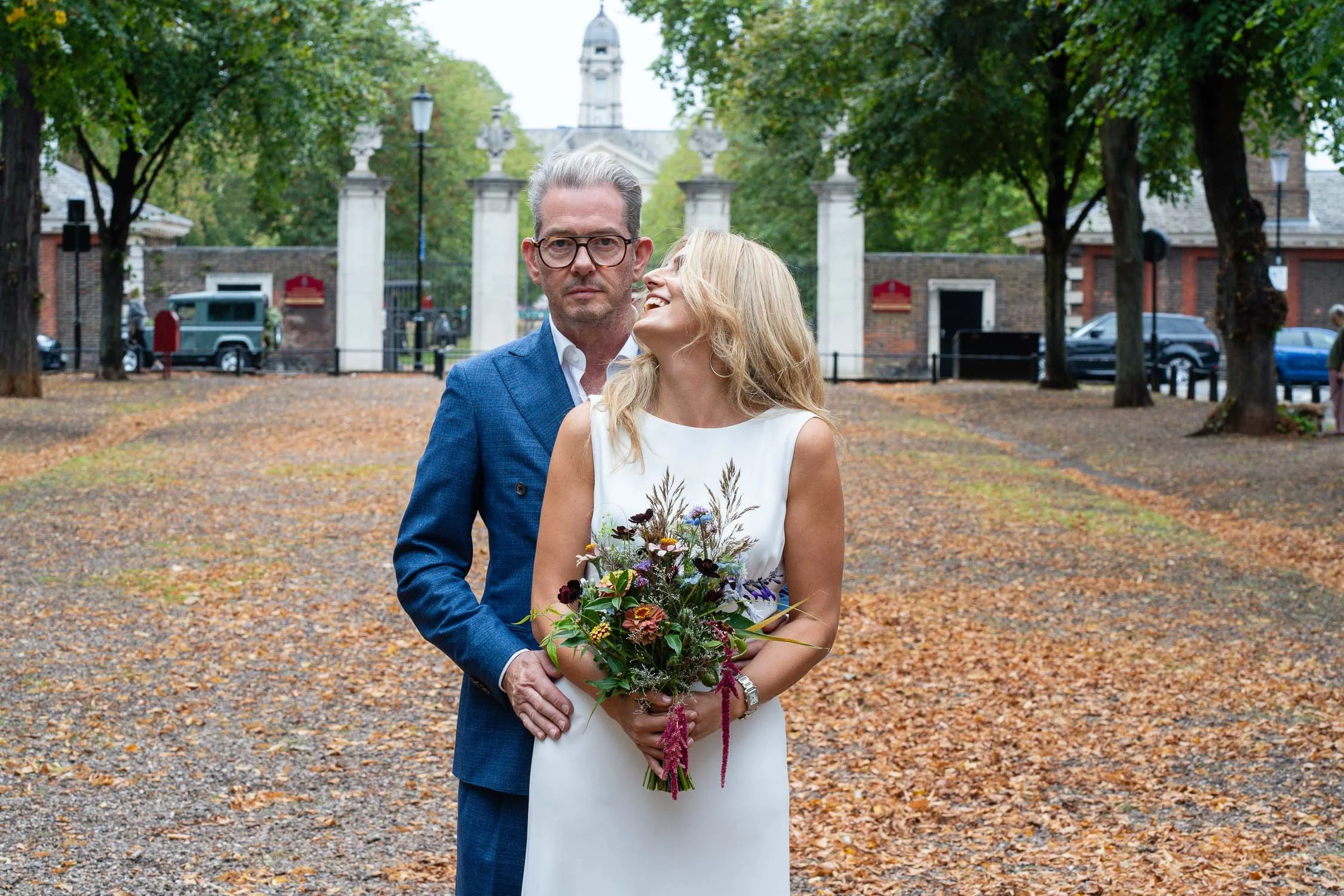 044-chelsea-old-town-hall-the-surprise-pub-wedding-reception.jpg