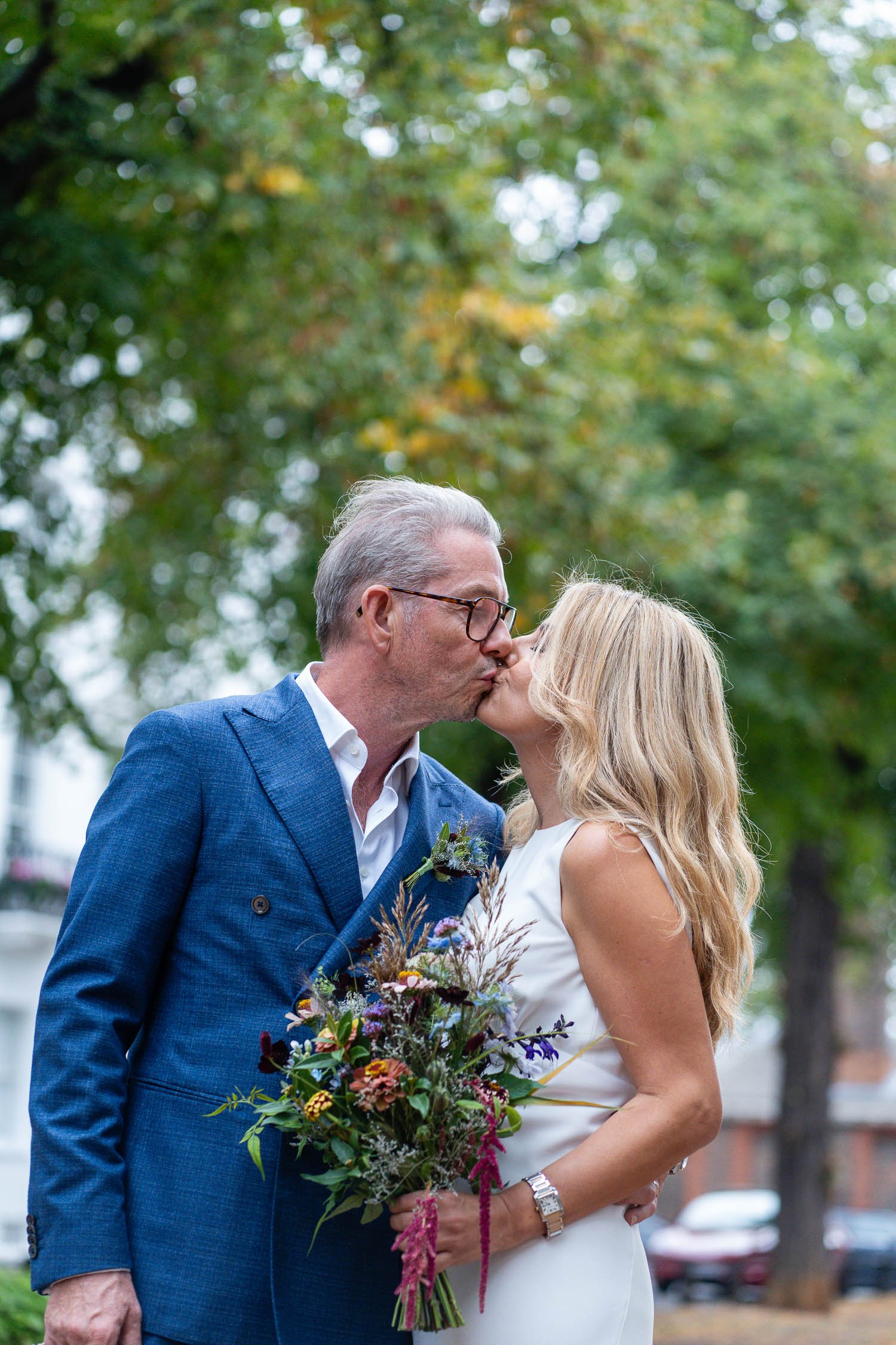 046-chelsea-old-town-hall-the-surprise-pub-wedding-reception.jpg