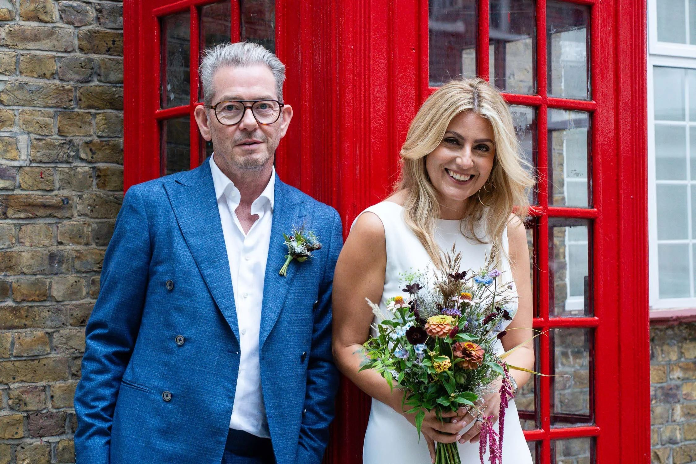 051-chelsea-old-town-hall-the-surprise-pub-wedding-reception.jpg