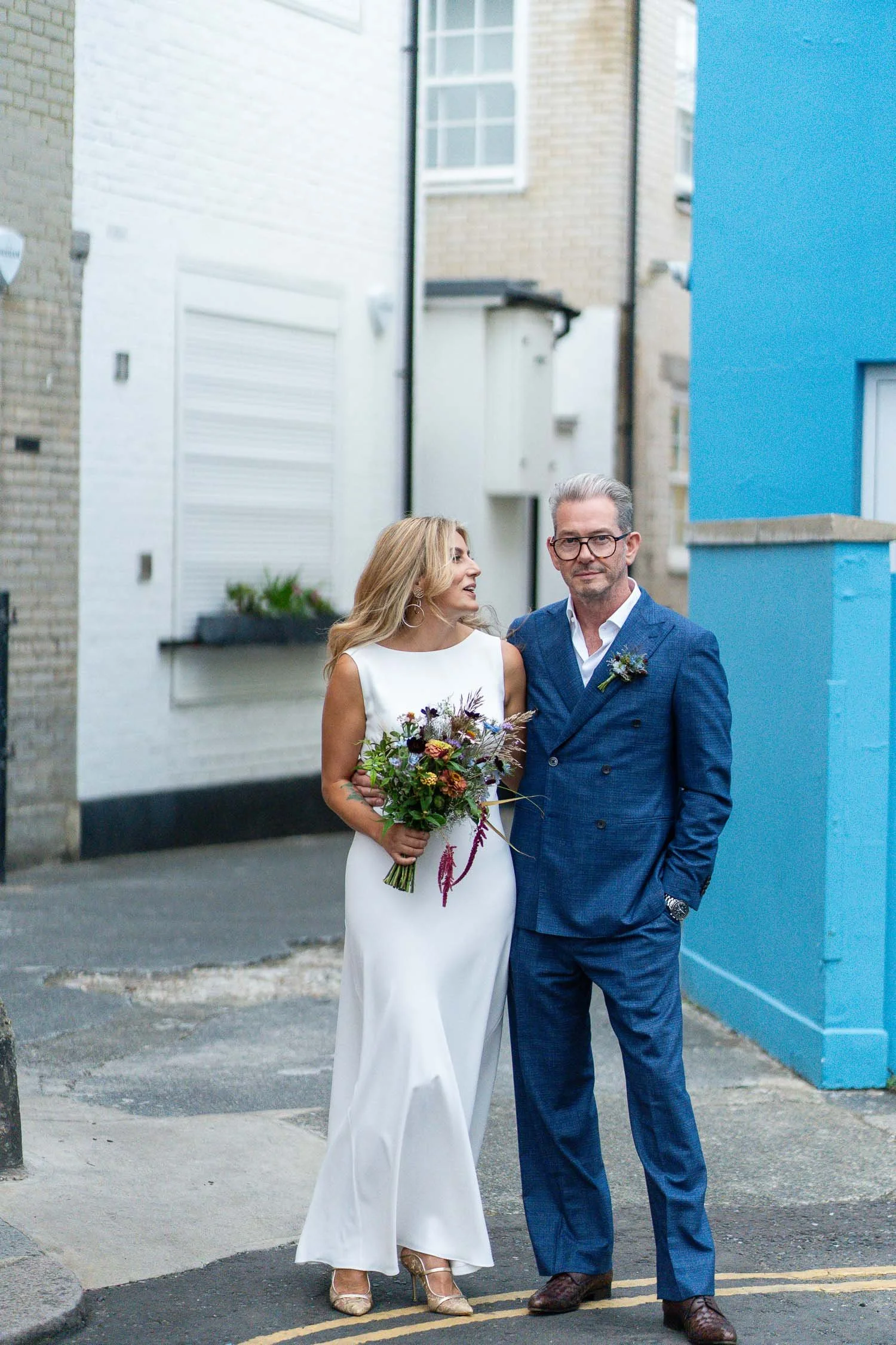 068-chelsea-old-town-hall-the-surprise-pub-wedding-reception.jpg