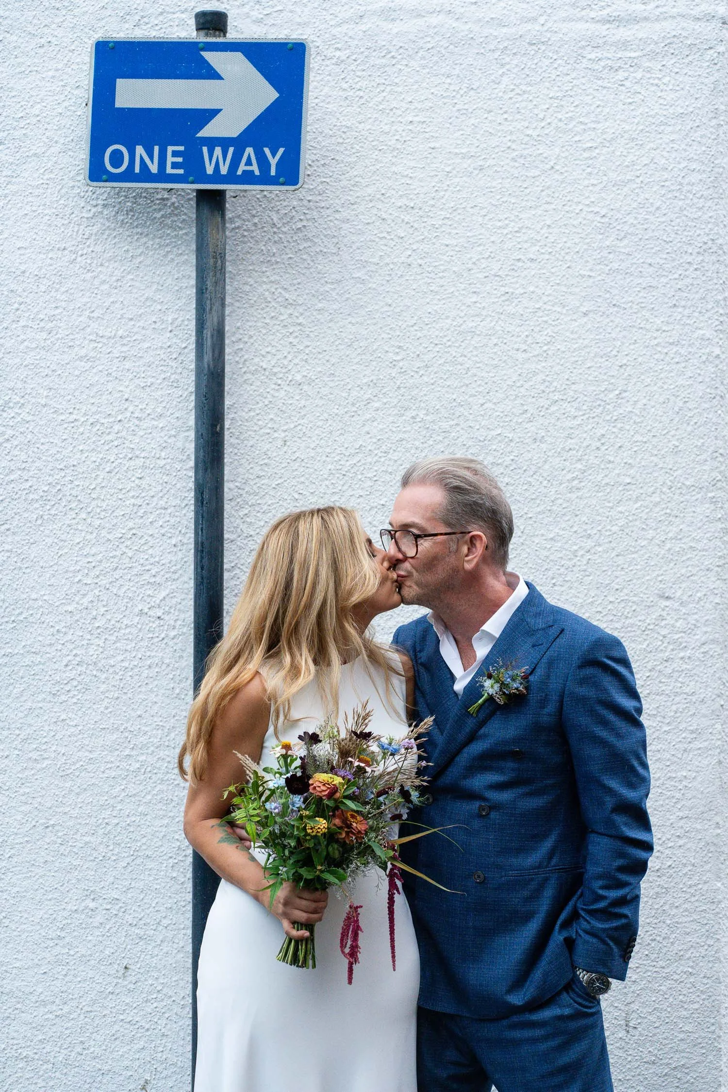 071-chelsea-old-town-hall-the-surprise-pub-wedding-reception.jpg