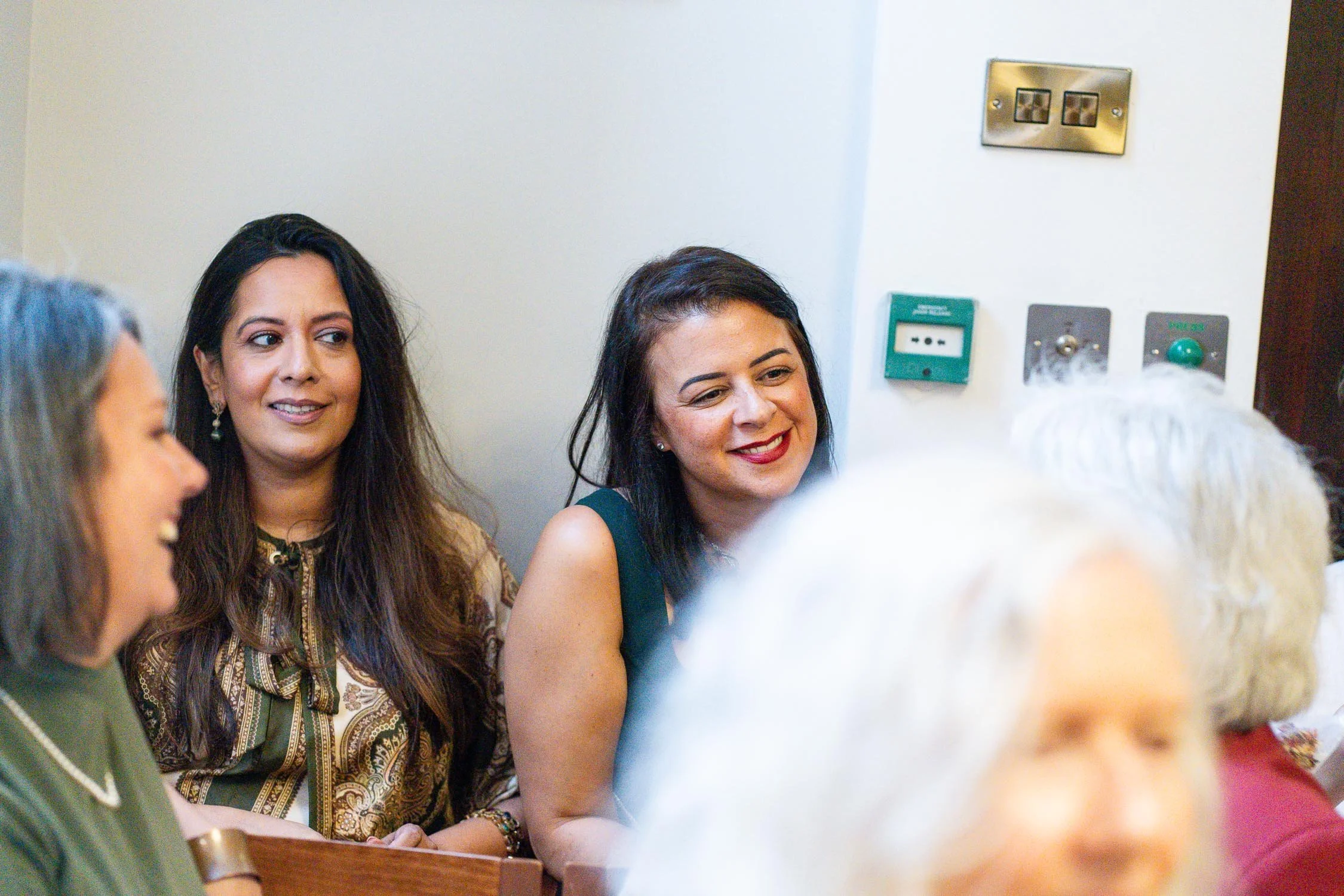 106-chelsea-old-town-hall-the-surprise-pub-wedding-reception.jpg