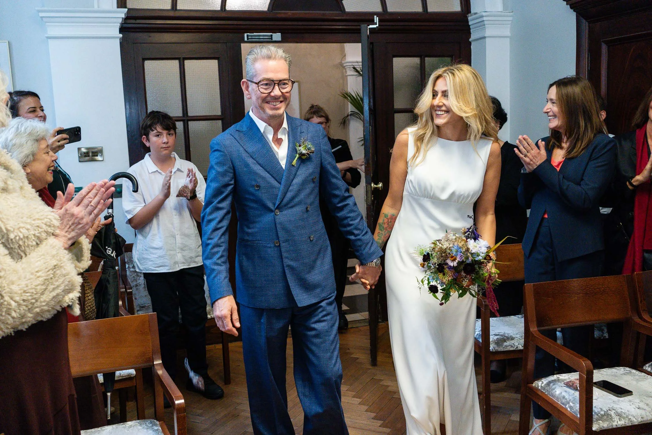 109-chelsea-old-town-hall-the-surprise-pub-wedding-reception.jpg
