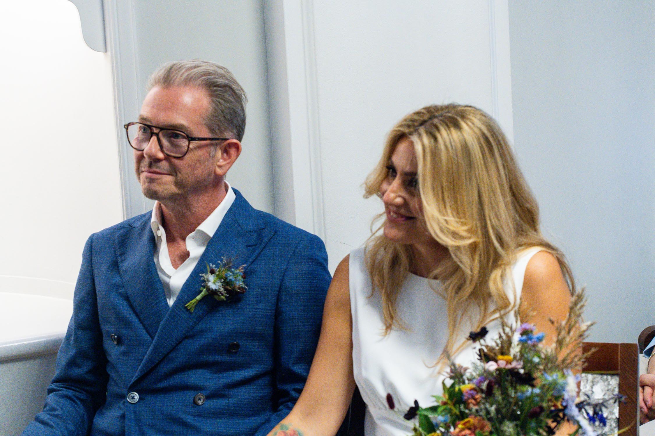 121-chelsea-old-town-hall-the-surprise-pub-wedding-reception.jpg