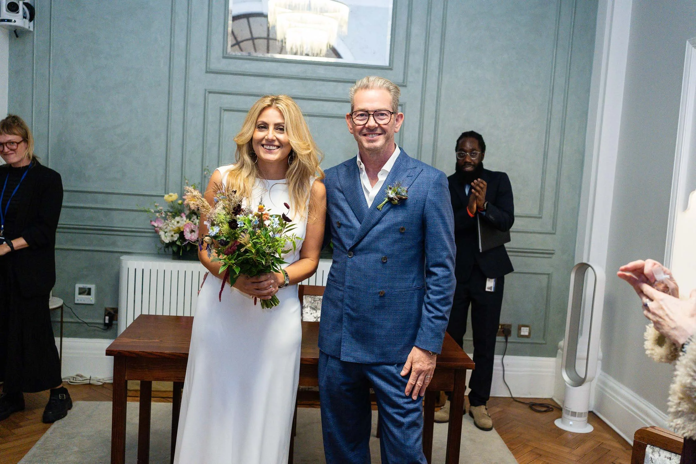 156-chelsea-old-town-hall-the-surprise-pub-wedding-reception.jpg