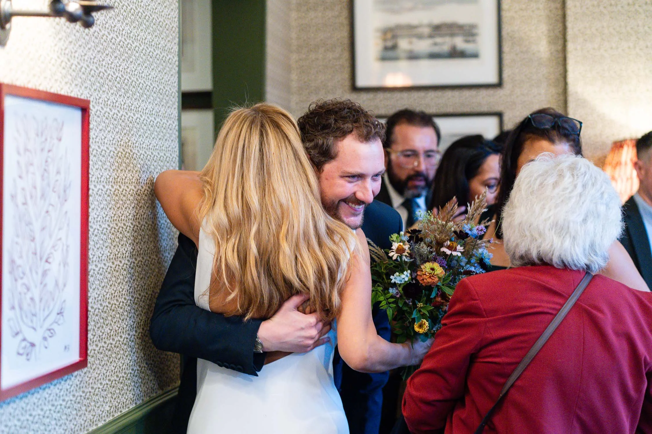 176-chelsea-old-town-hall-the-surprise-pub-wedding-reception.jpg