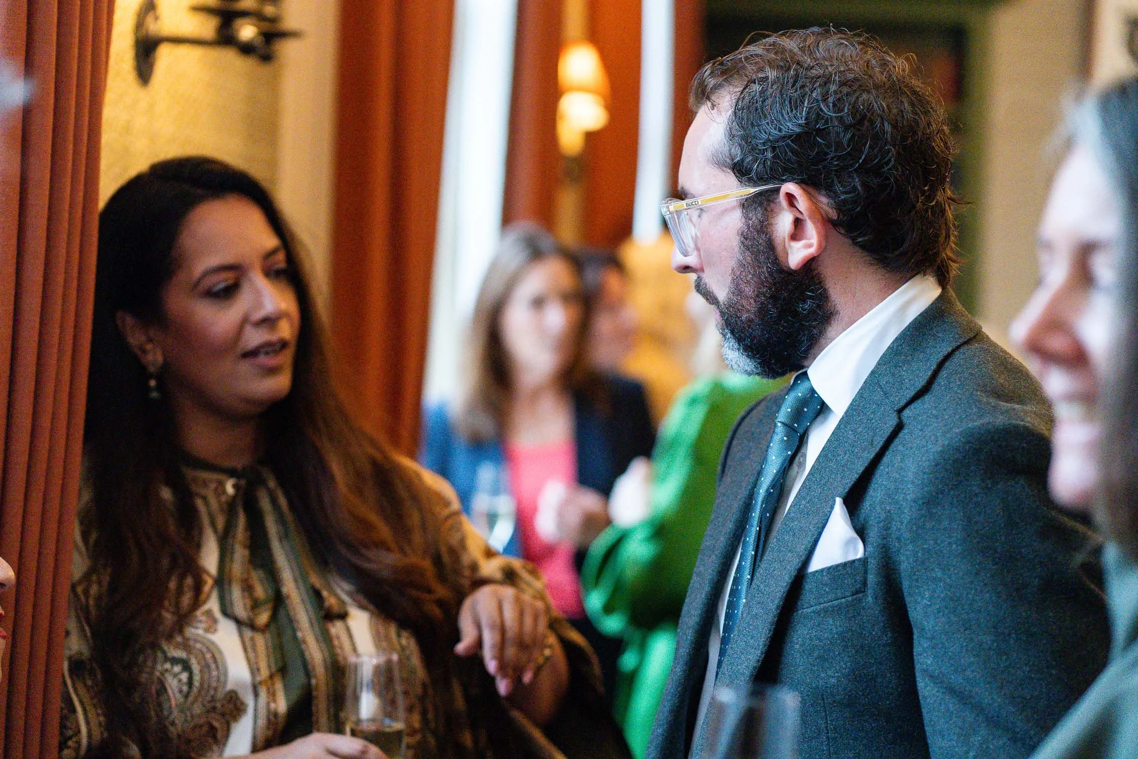 197-chelsea-old-town-hall-the-surprise-pub-wedding-reception.jpg