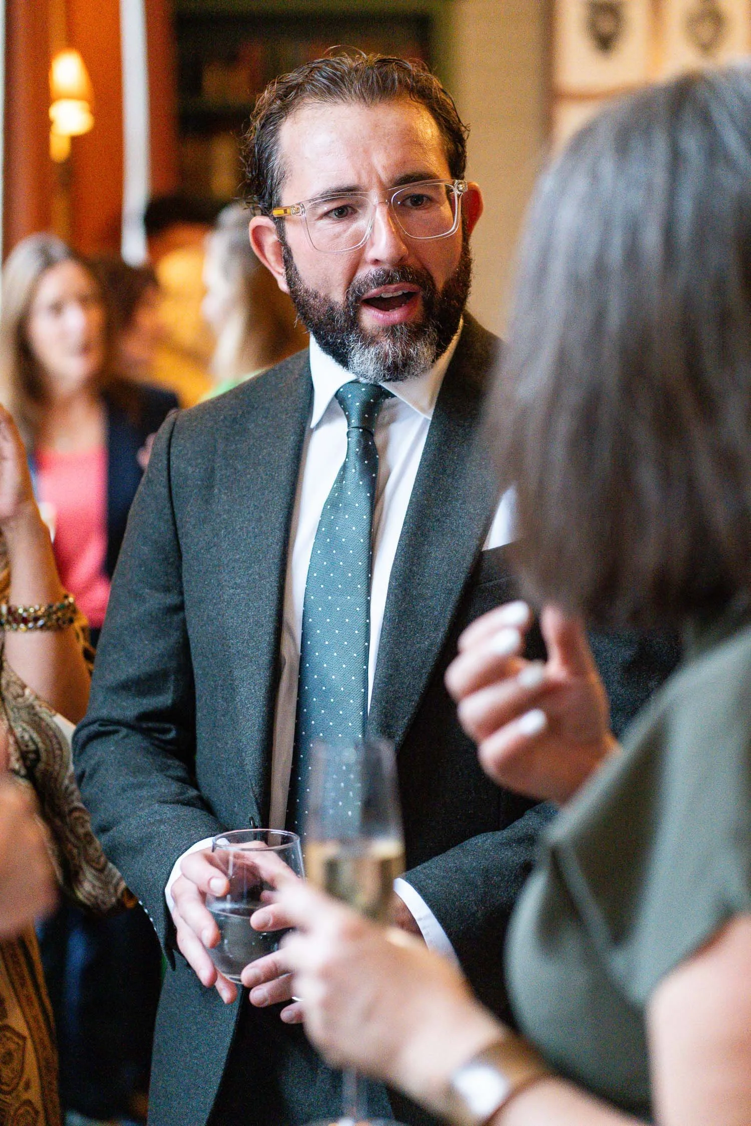 198-chelsea-old-town-hall-the-surprise-pub-wedding-reception.jpg