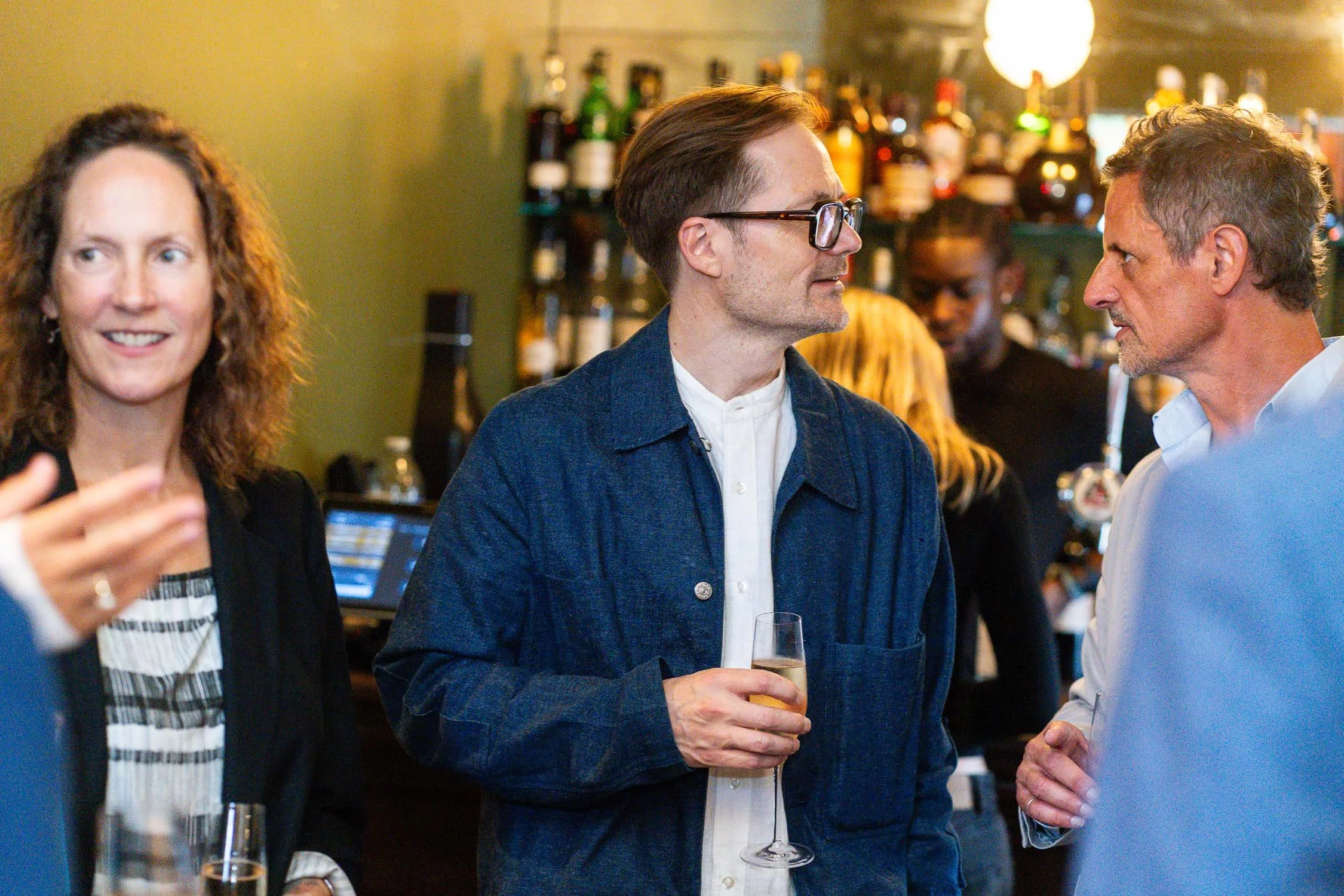199-chelsea-old-town-hall-the-surprise-pub-wedding-reception.jpg
