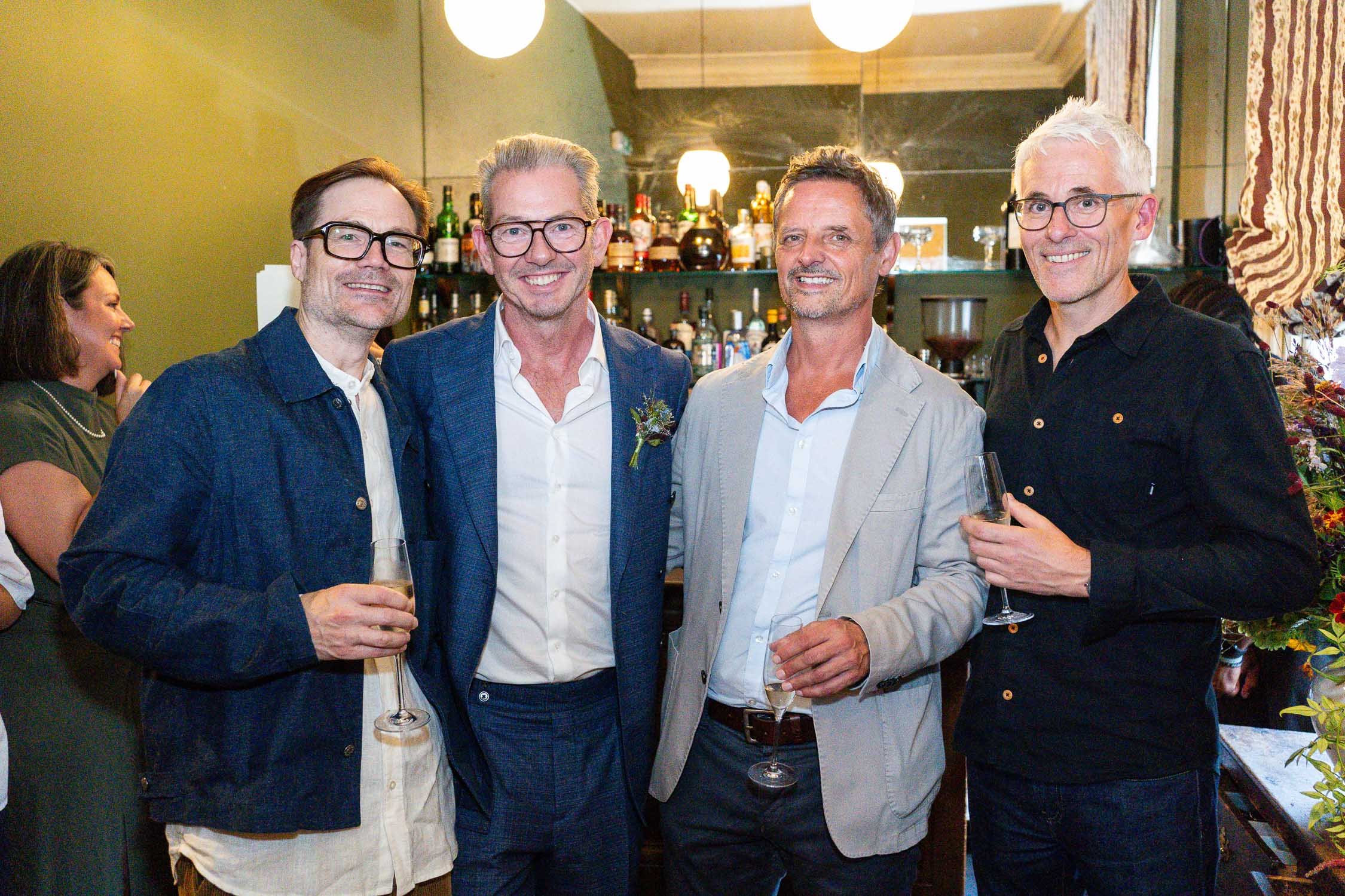 201-chelsea-old-town-hall-the-surprise-pub-wedding-reception.jpg