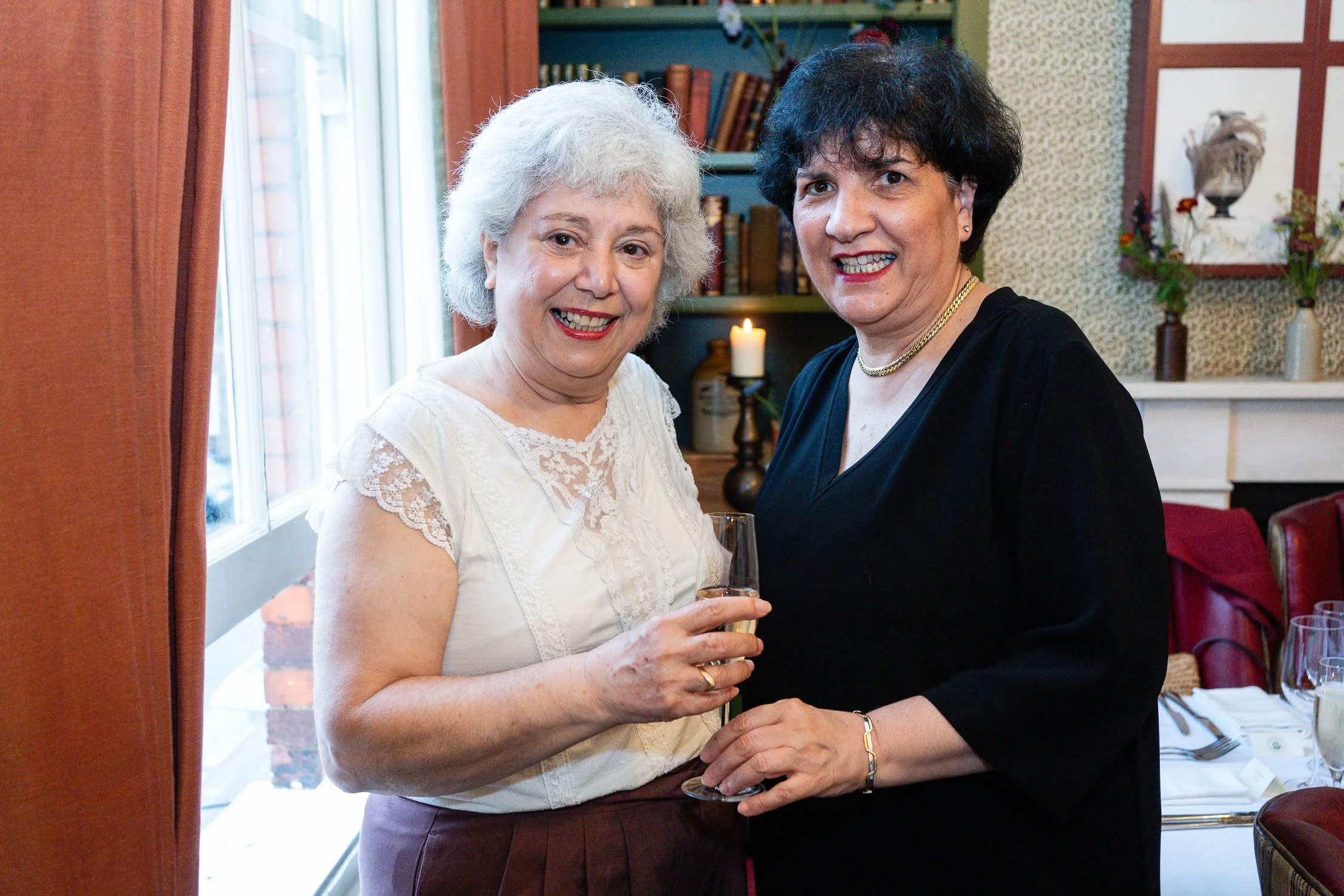 211-chelsea-old-town-hall-the-surprise-pub-wedding-reception.jpg