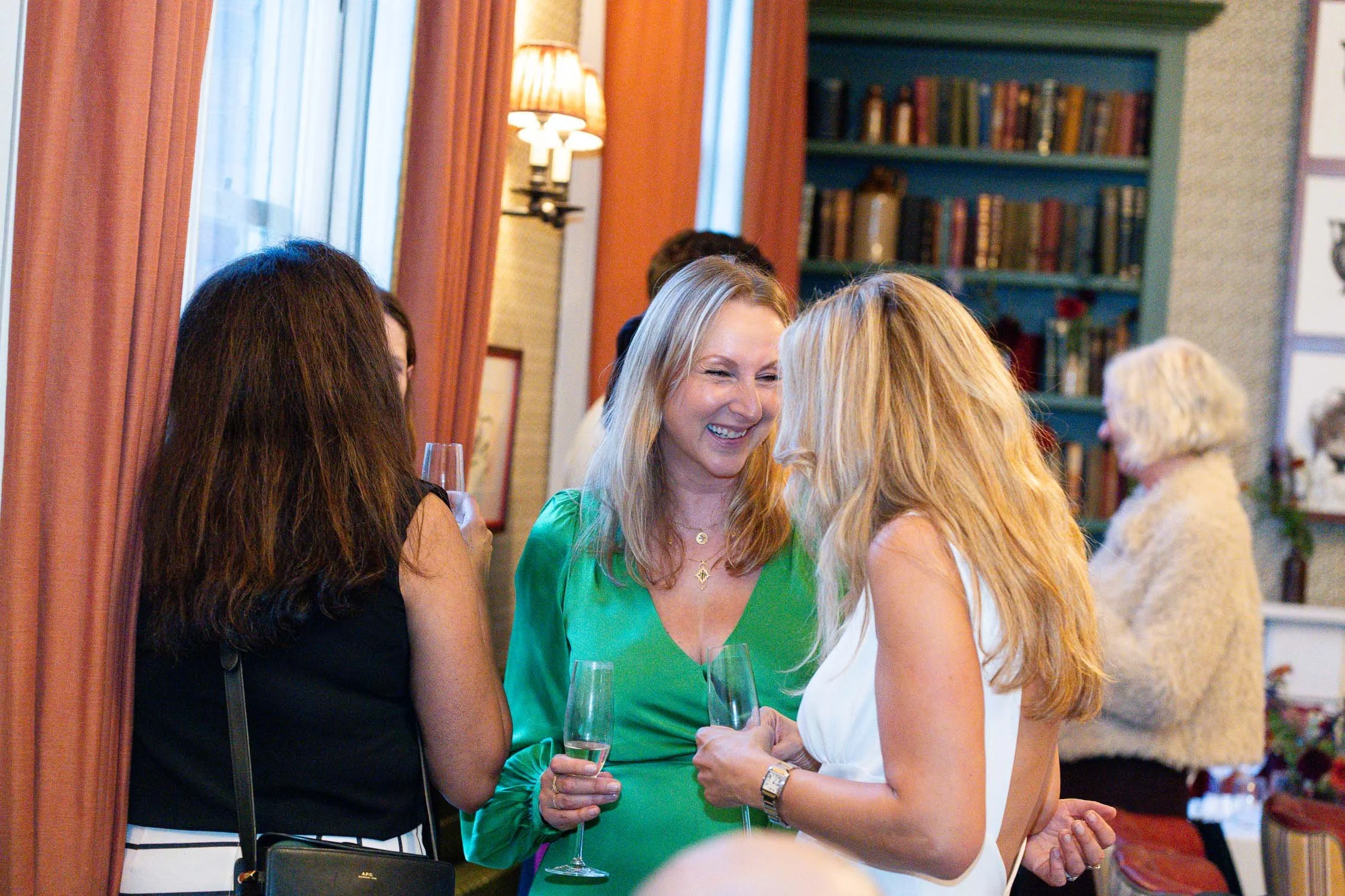 222-chelsea-old-town-hall-the-surprise-pub-wedding-reception.jpg